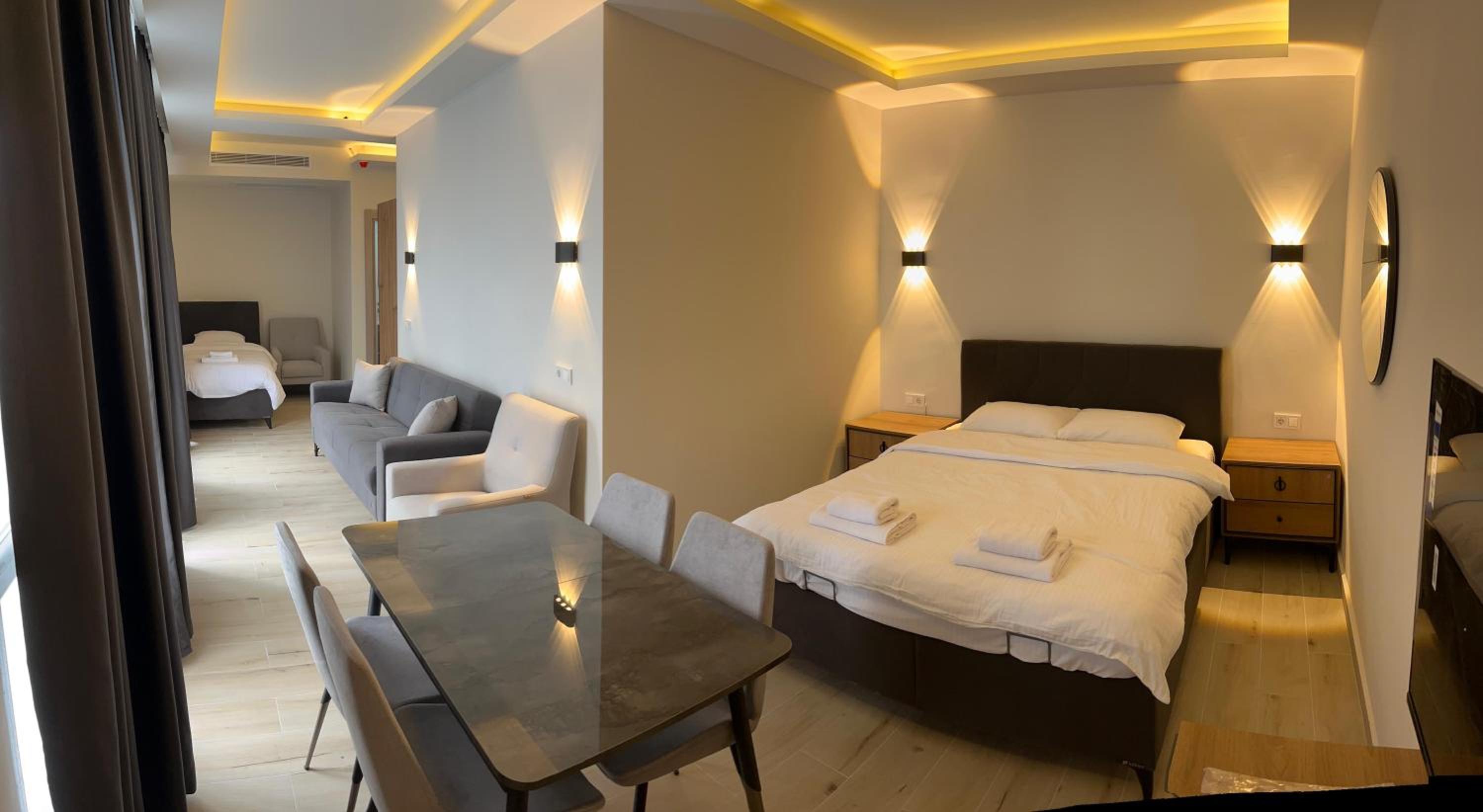 Jest Hotel