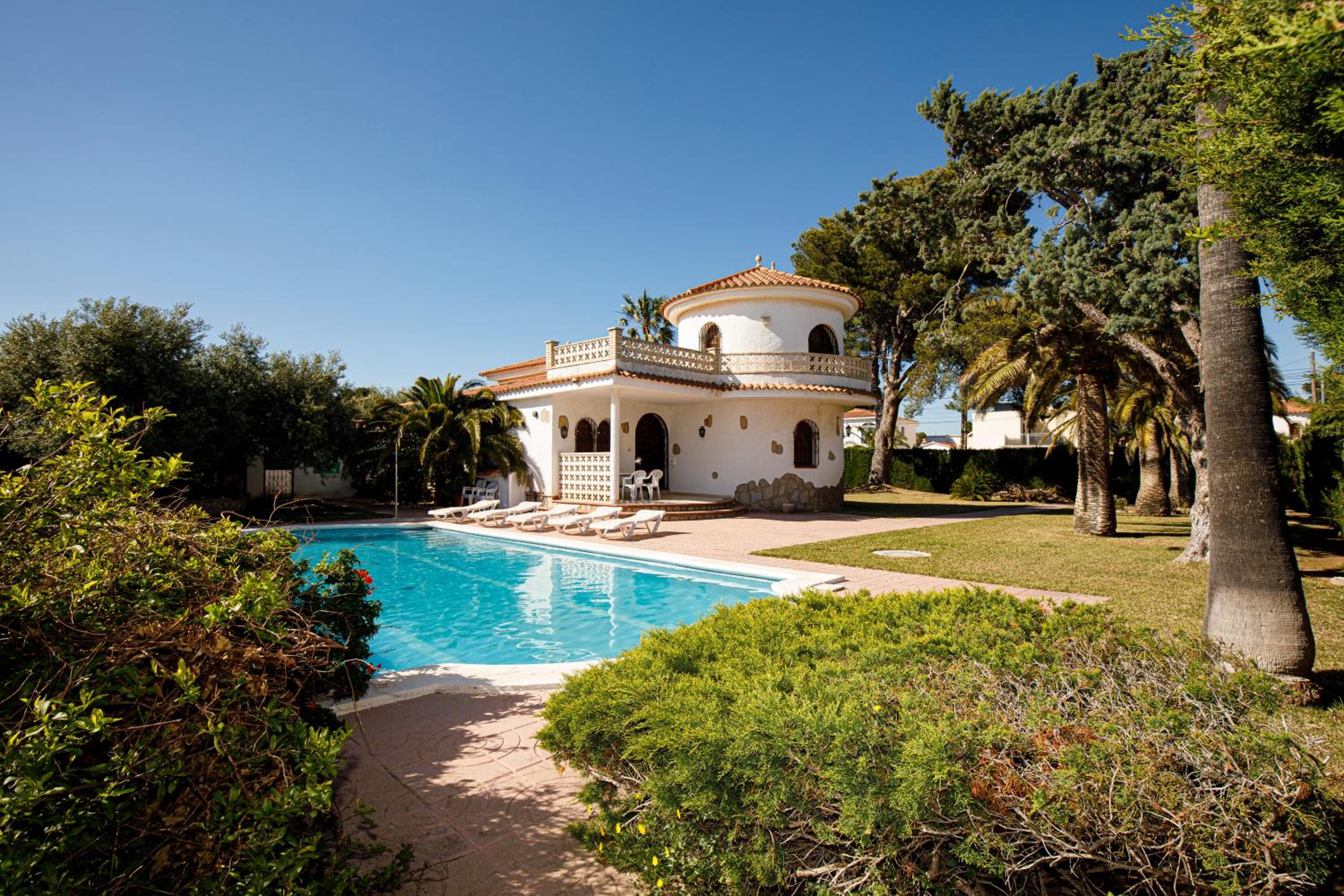 Hotel Stay Barcelona Villa Miami - Image 1