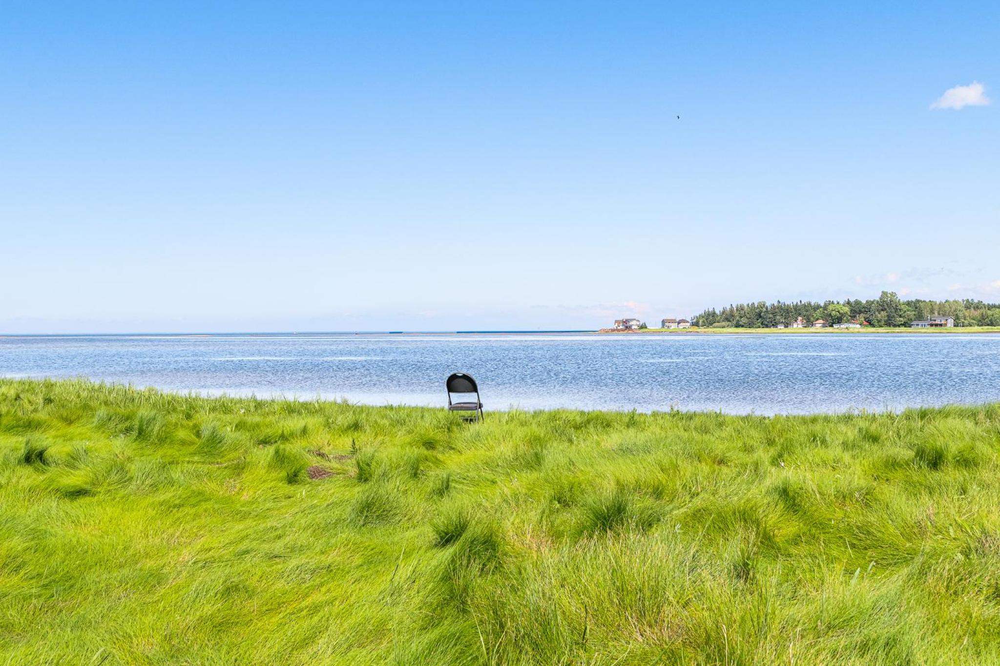 Sea La Vie 4 Bed Cottage with Ocean Views