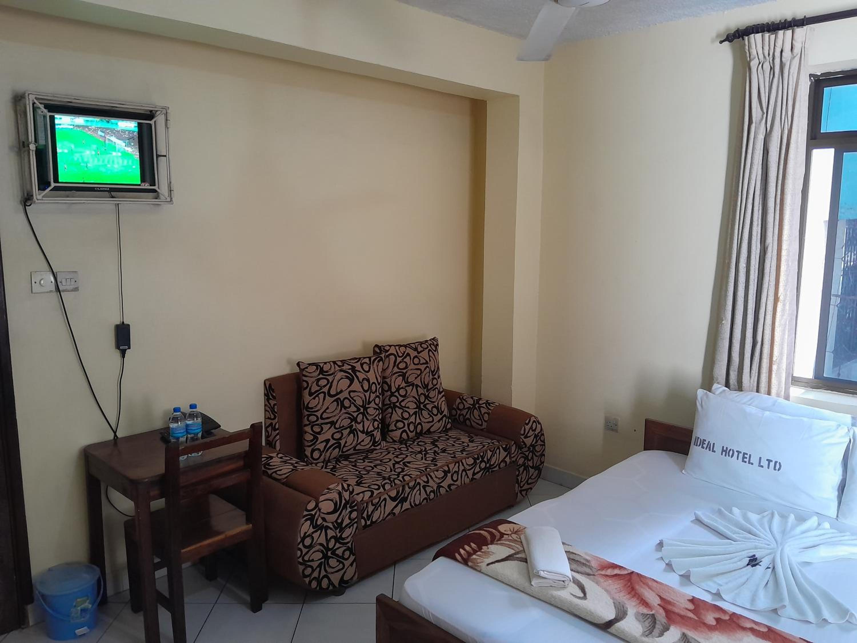 Hotel Ideal