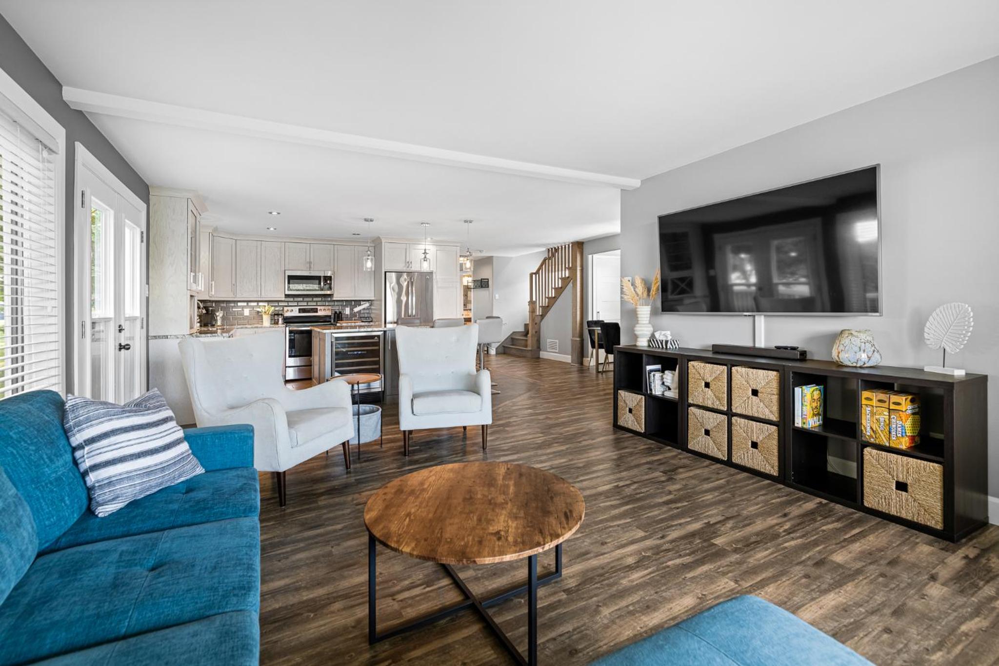 Sea La Vie 4 Bed Cottage with Ocean Views