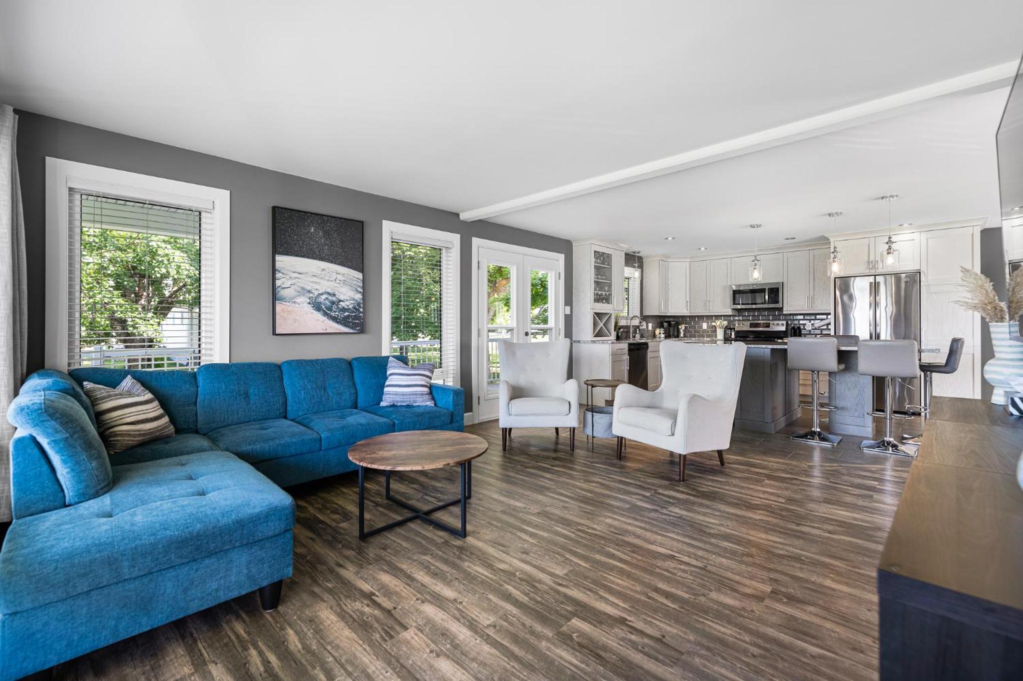 Sea La Vie 4 Bed Cottage with Ocean Views