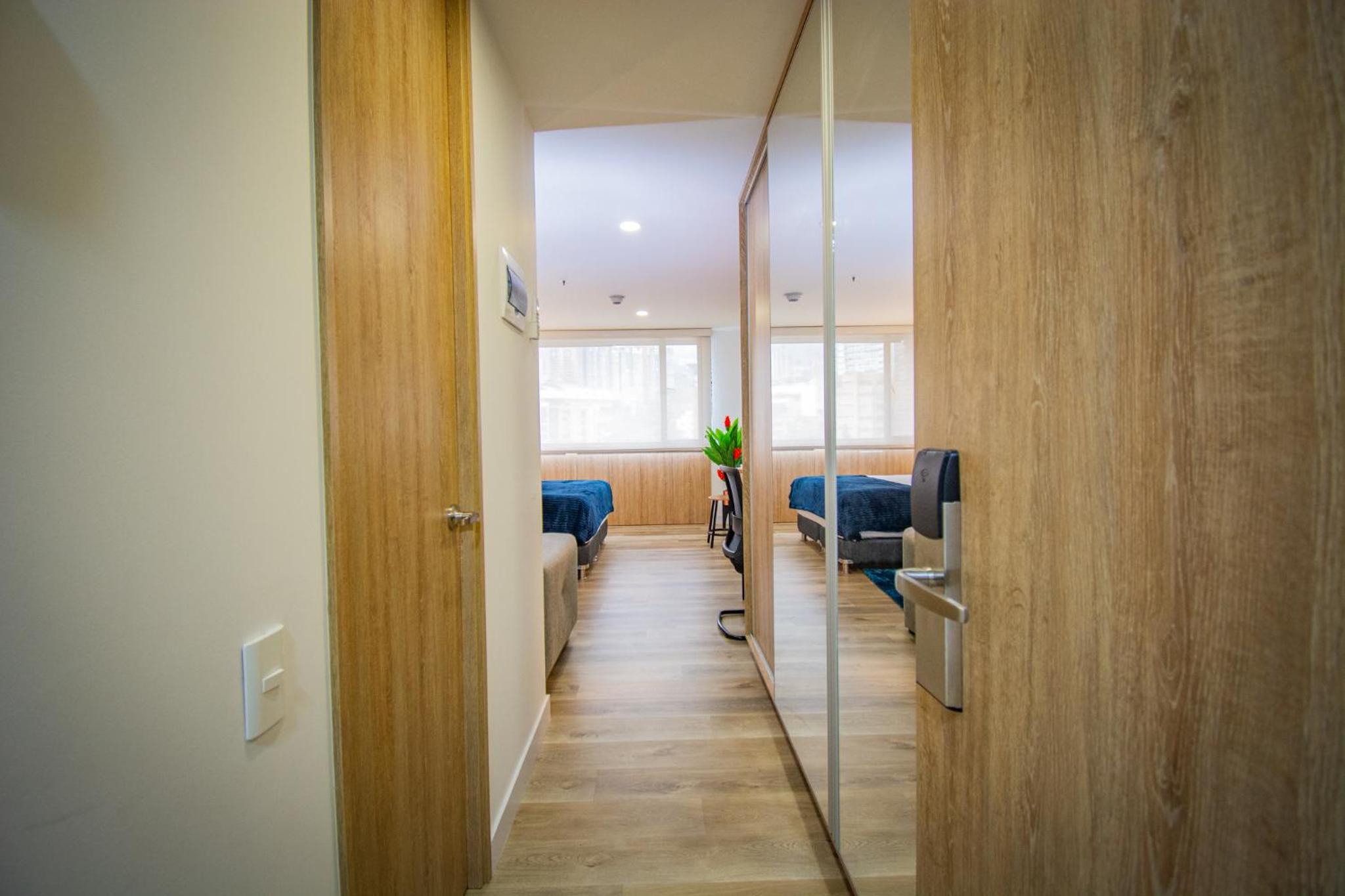 Unique Suite in El Poblado CoWork/ GYM / Fast WiFi