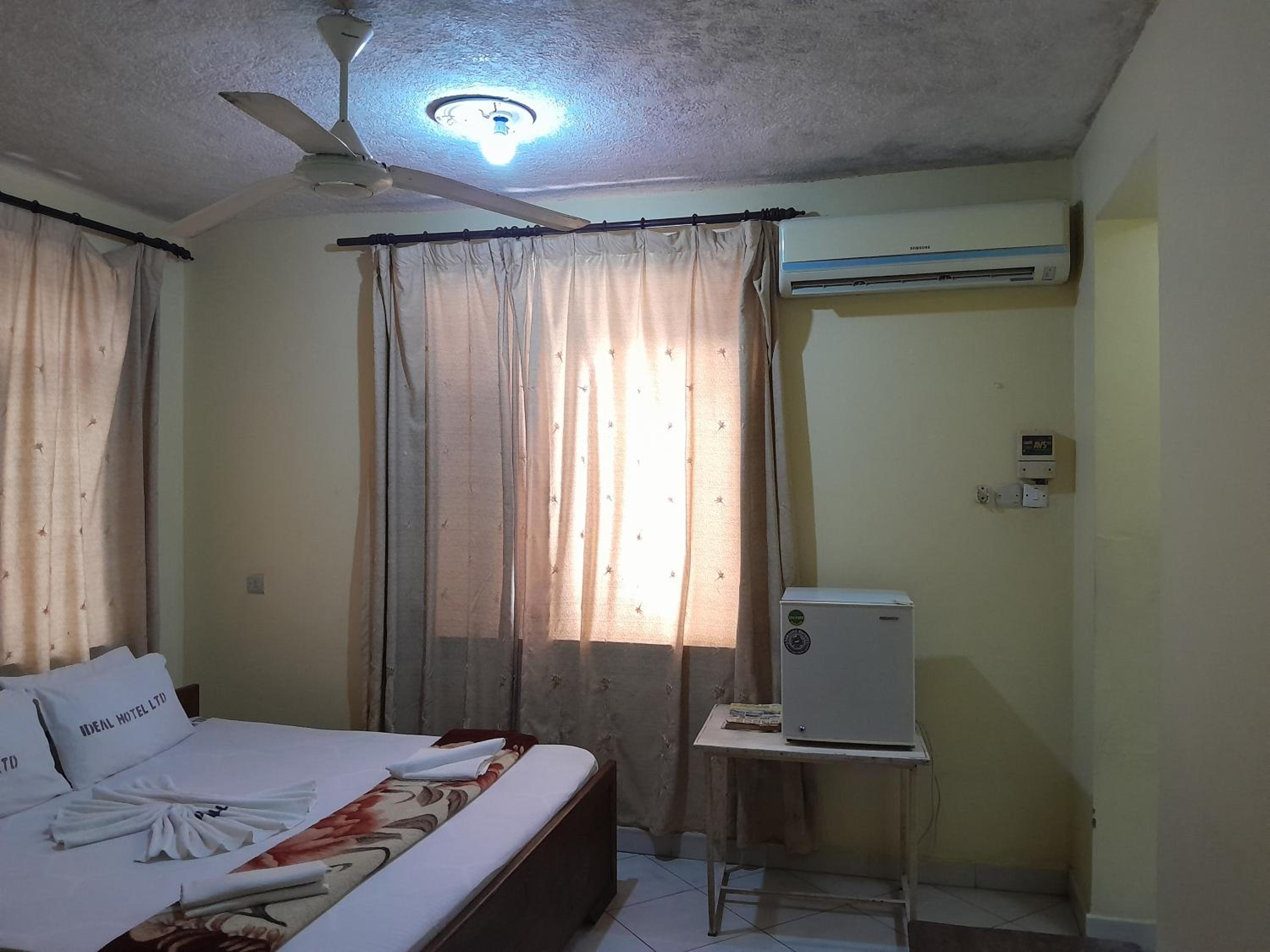 Hotel Ideal