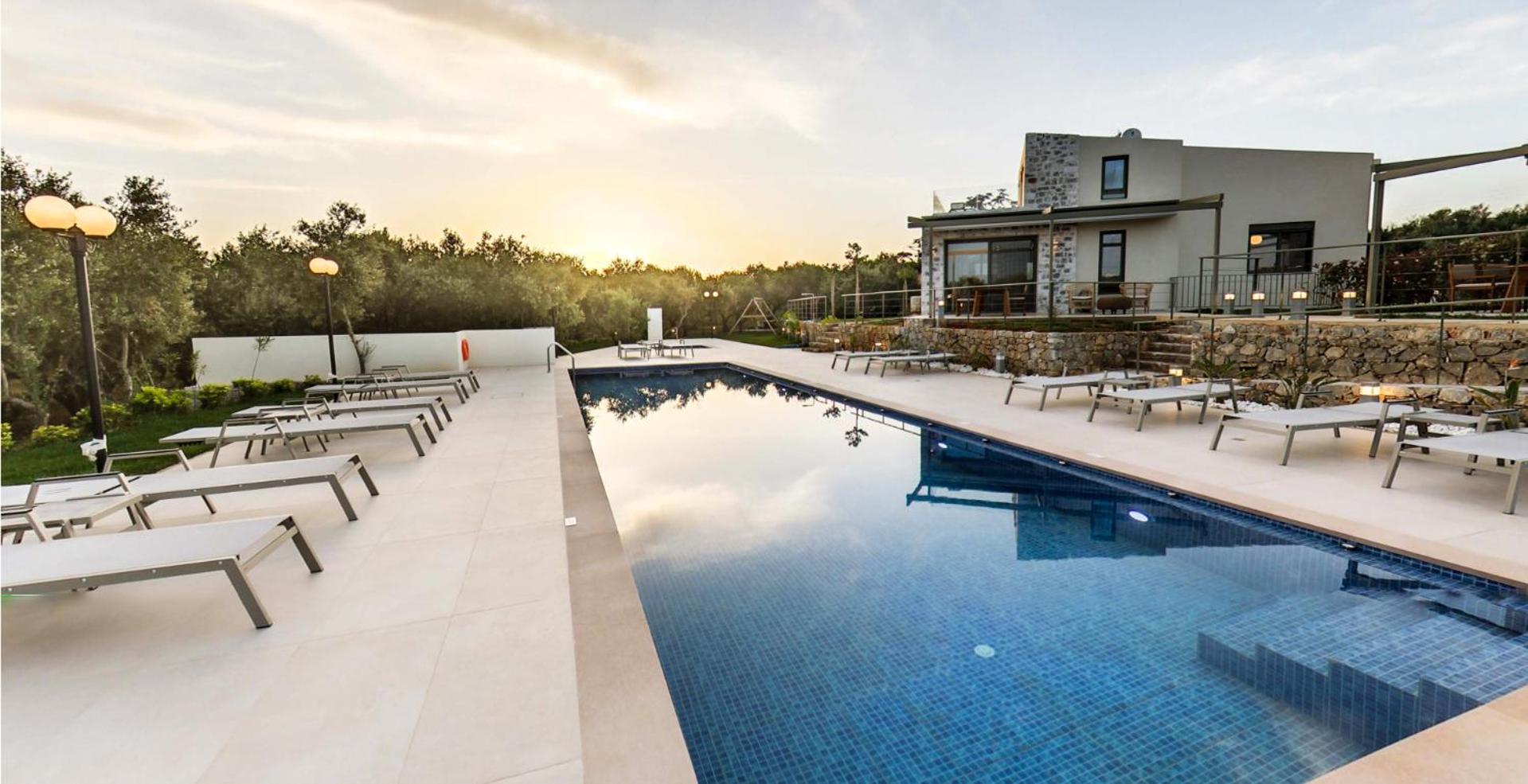 Mitos Villas