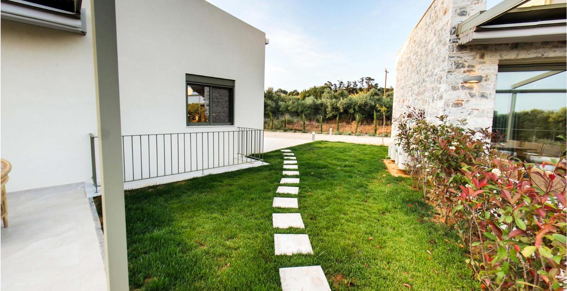 Mitos Villas
