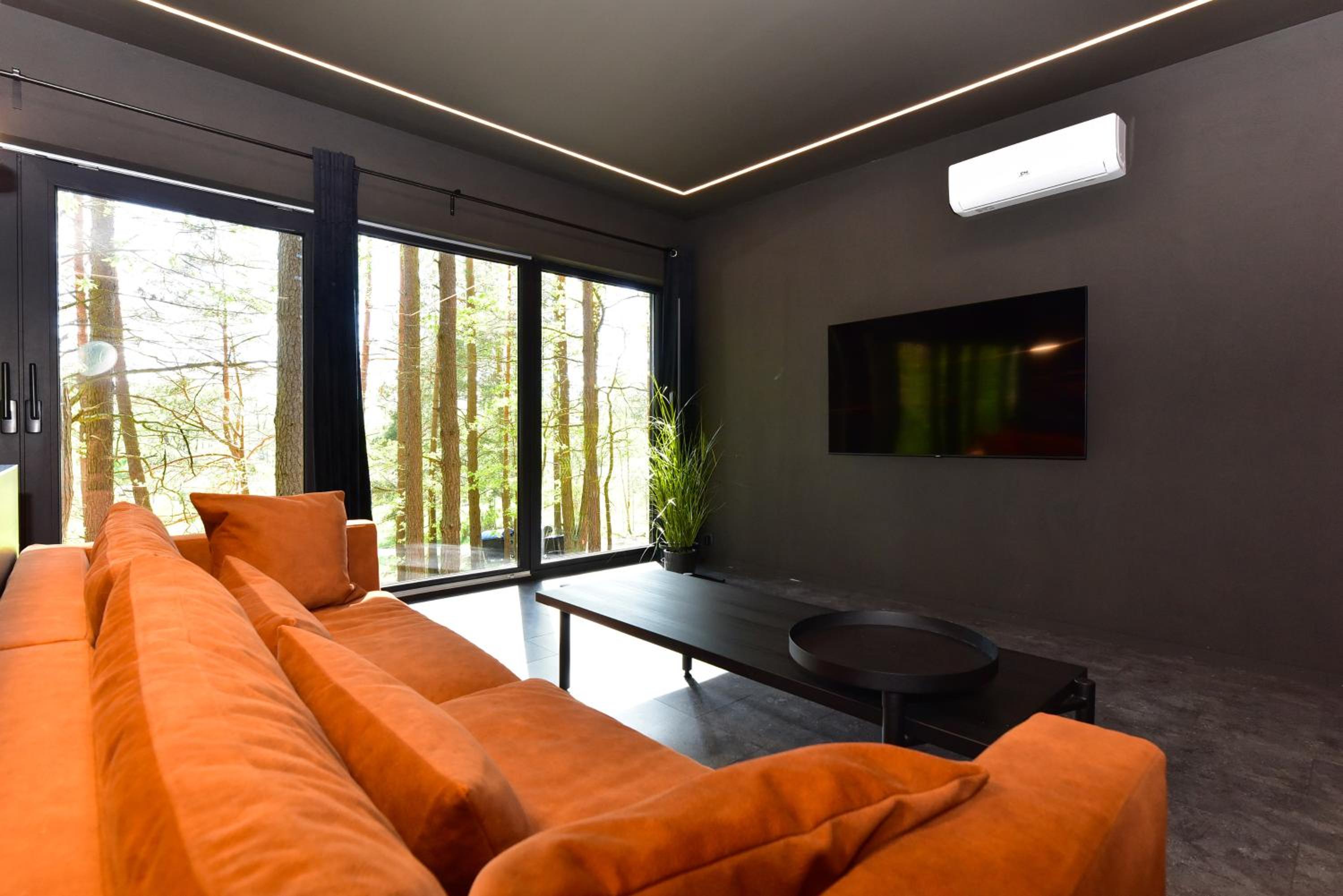 Premium Forest Bungalow With Hot Tub & Sauna view 5
