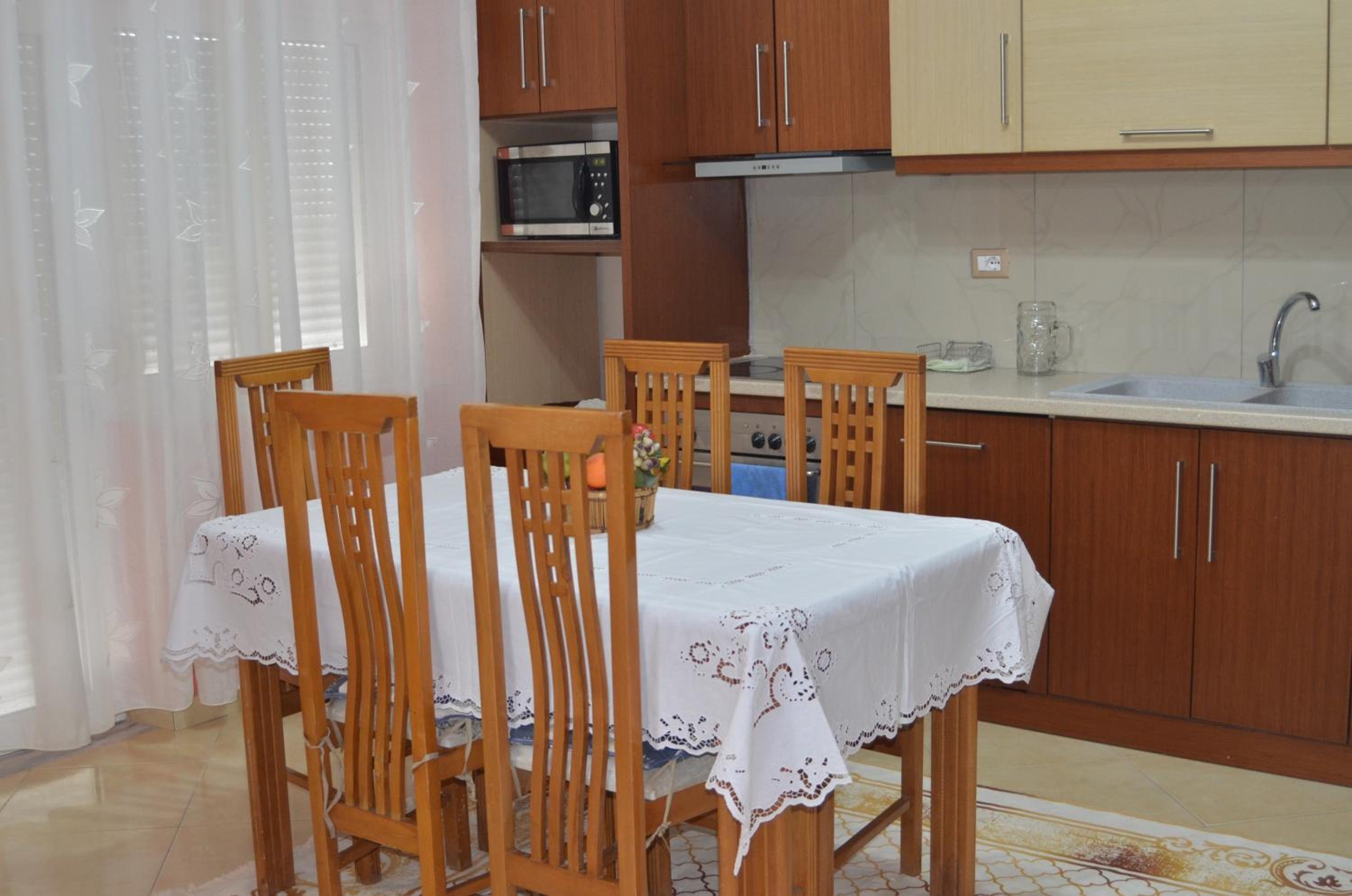 Hermes Apartment