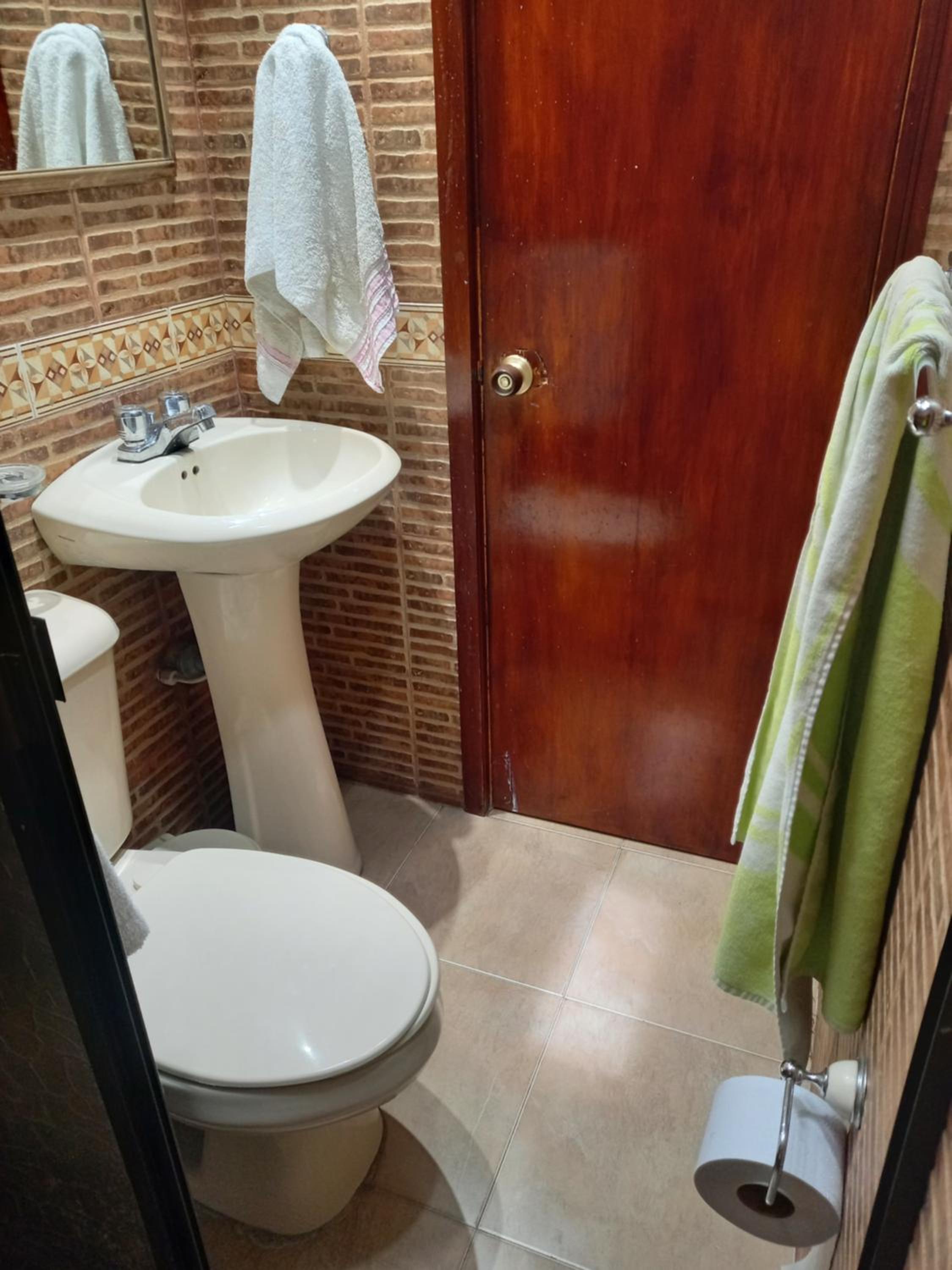 Amplia Casa Familiar