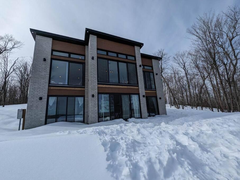 La Vue - Mountain Top Cottage