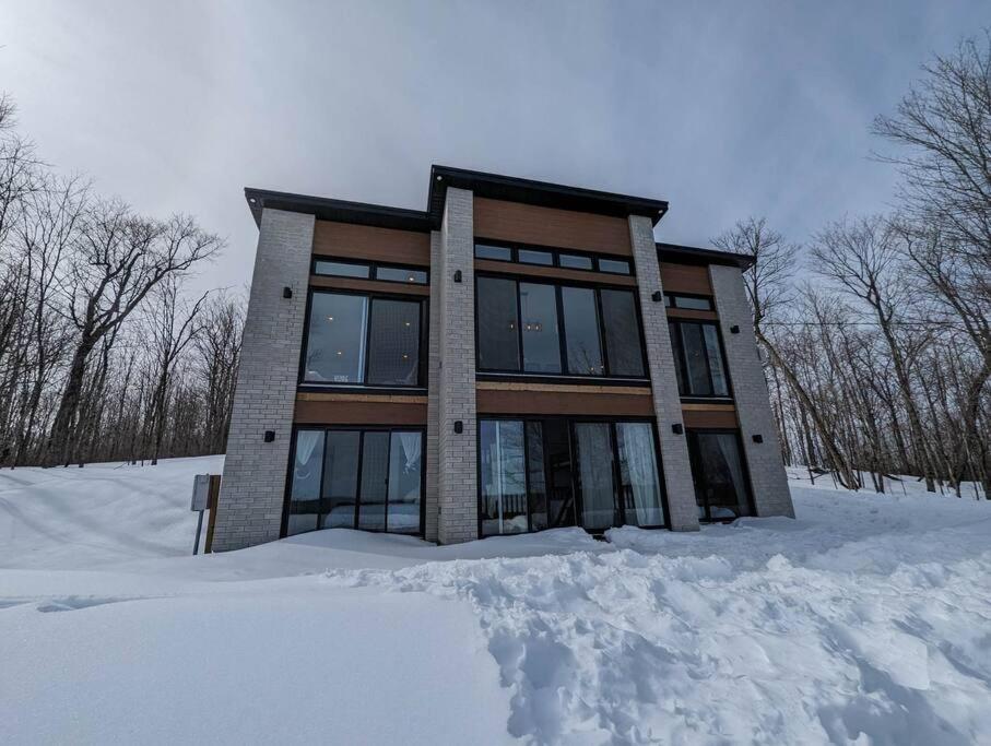 La Vue - Mountain Top Cottage