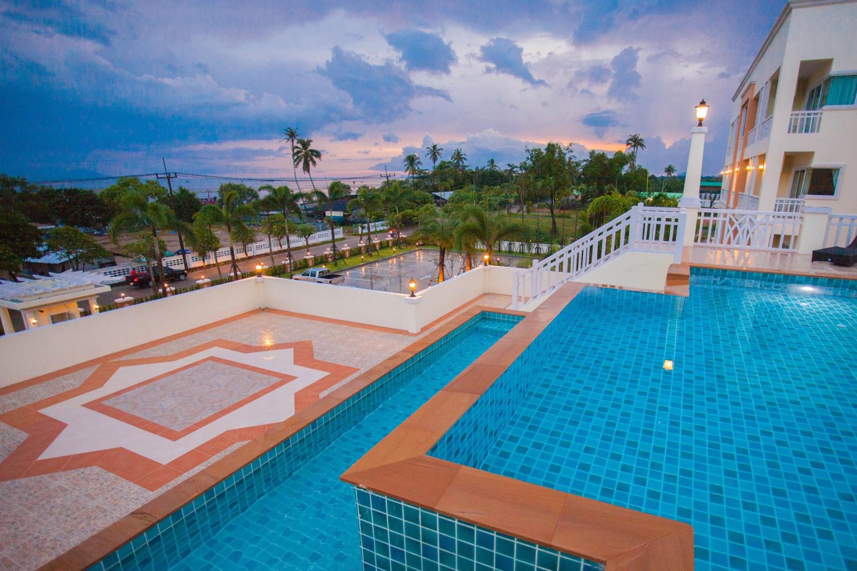 Krabi Front Bay Resort