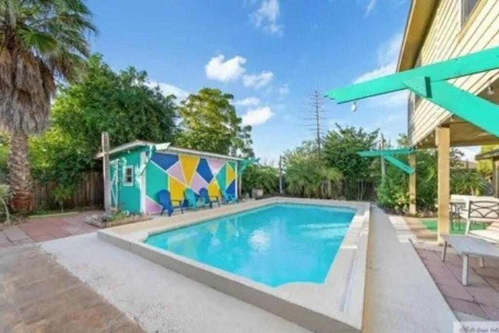 Split Level Duplex Oasis view 2