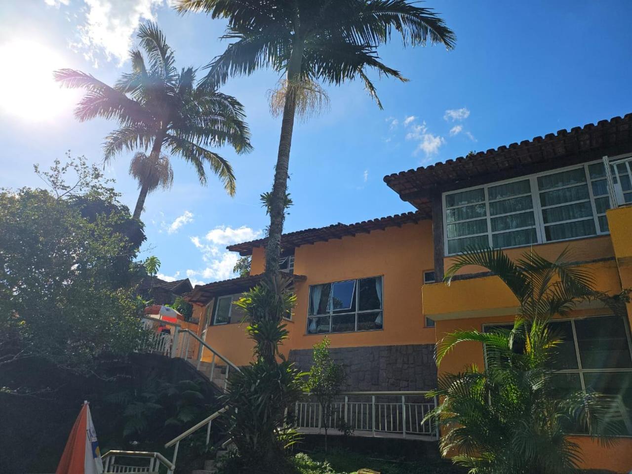 Linda Casa Na Granja Comary/CBF