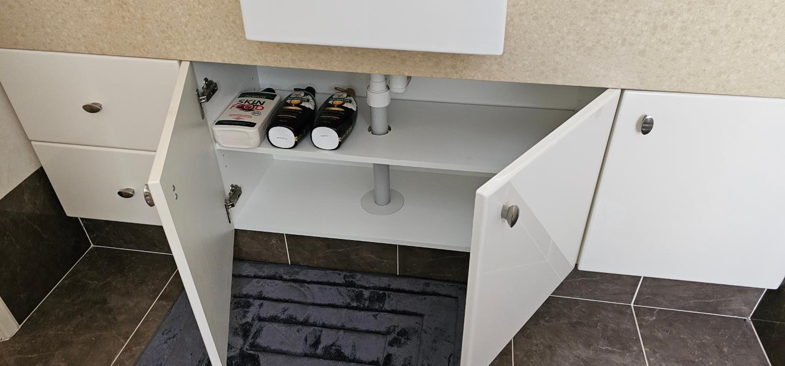 Beachside Bliss 1BR Mindarie