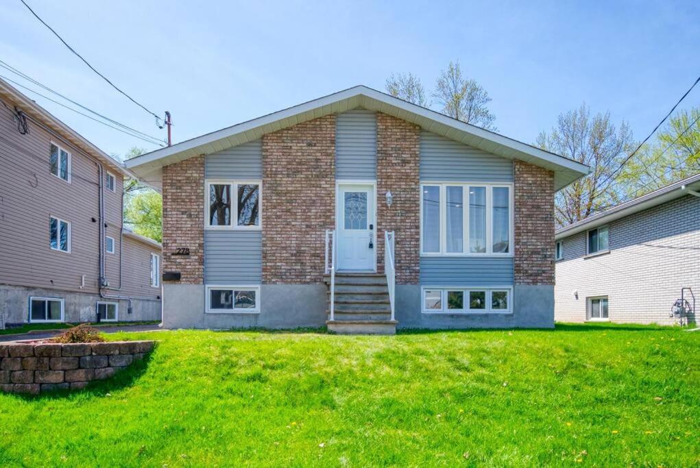 La Riviera - Cottage in the City