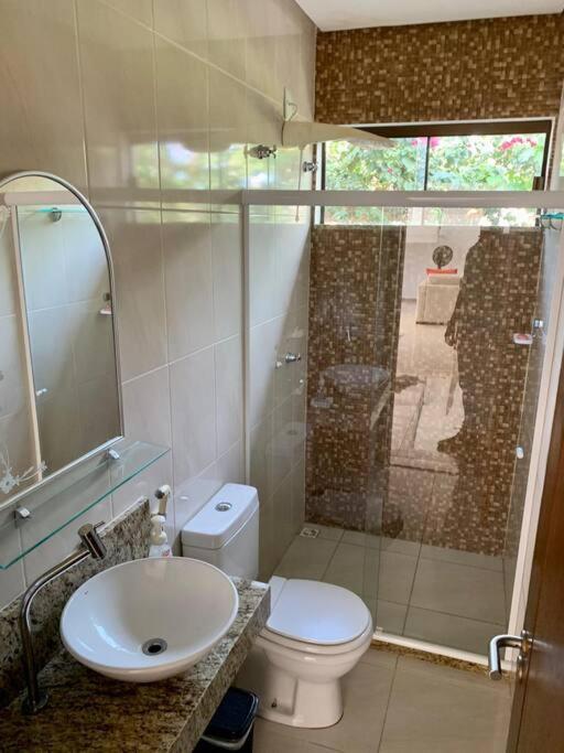Excelente Casa 4 Suítes