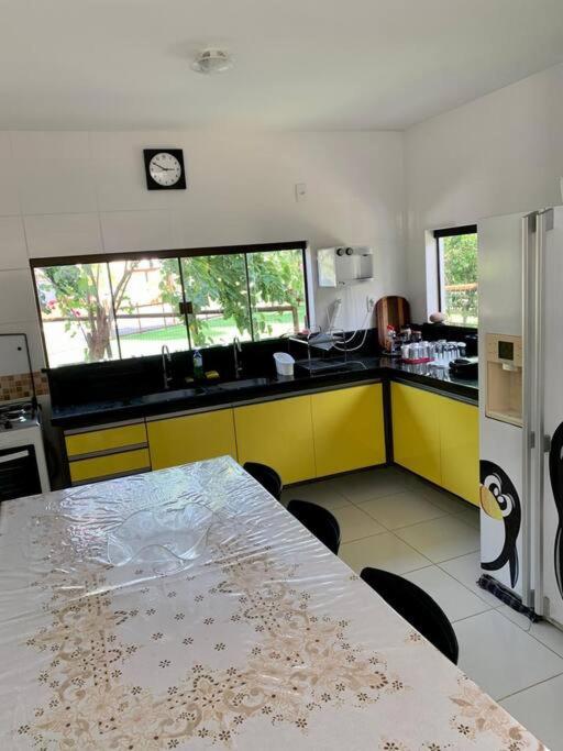 Excelente Casa 4 Suítes