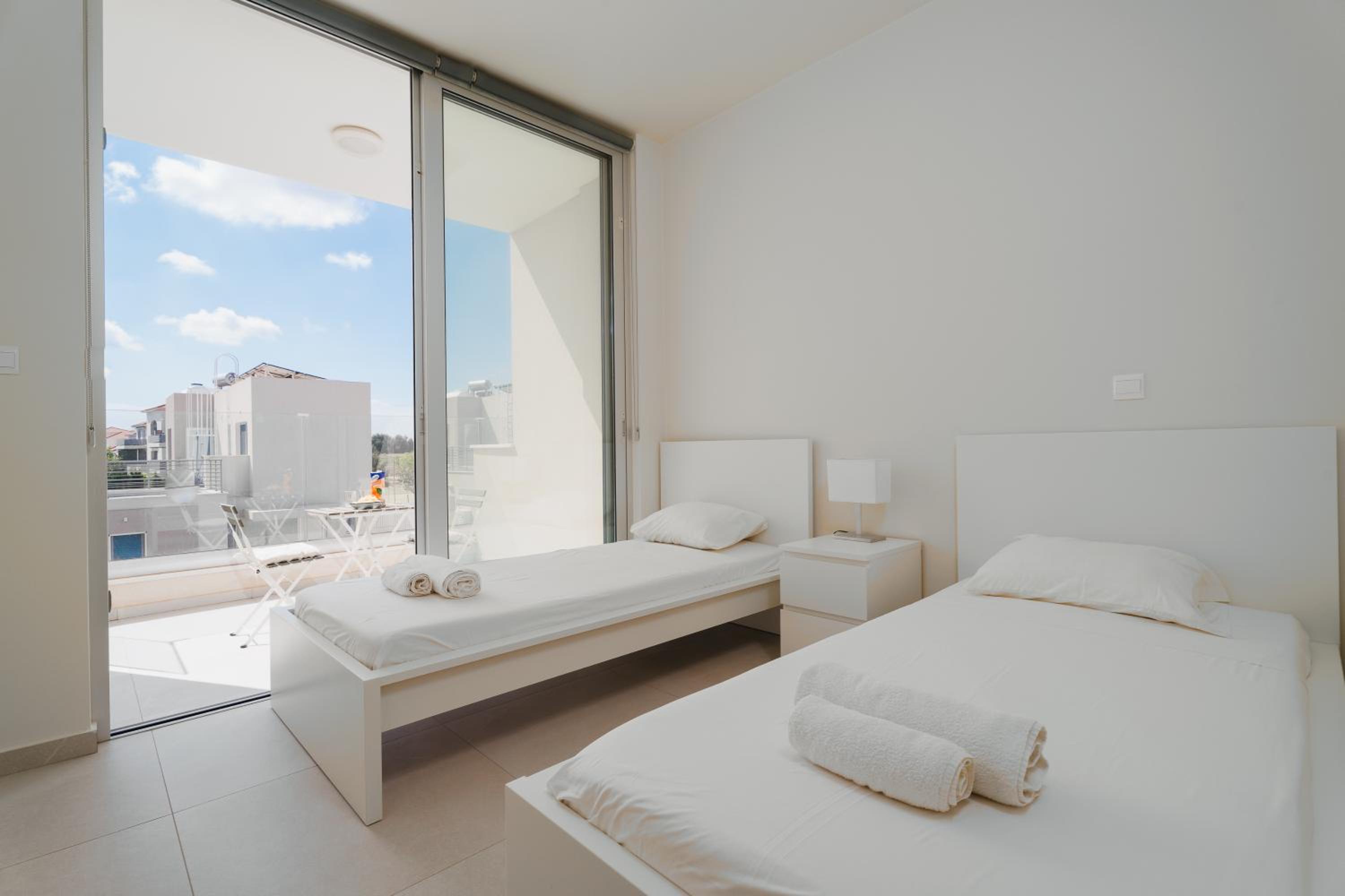 NEW 2BR Townhouse in Luxury Resort Pool & Beach