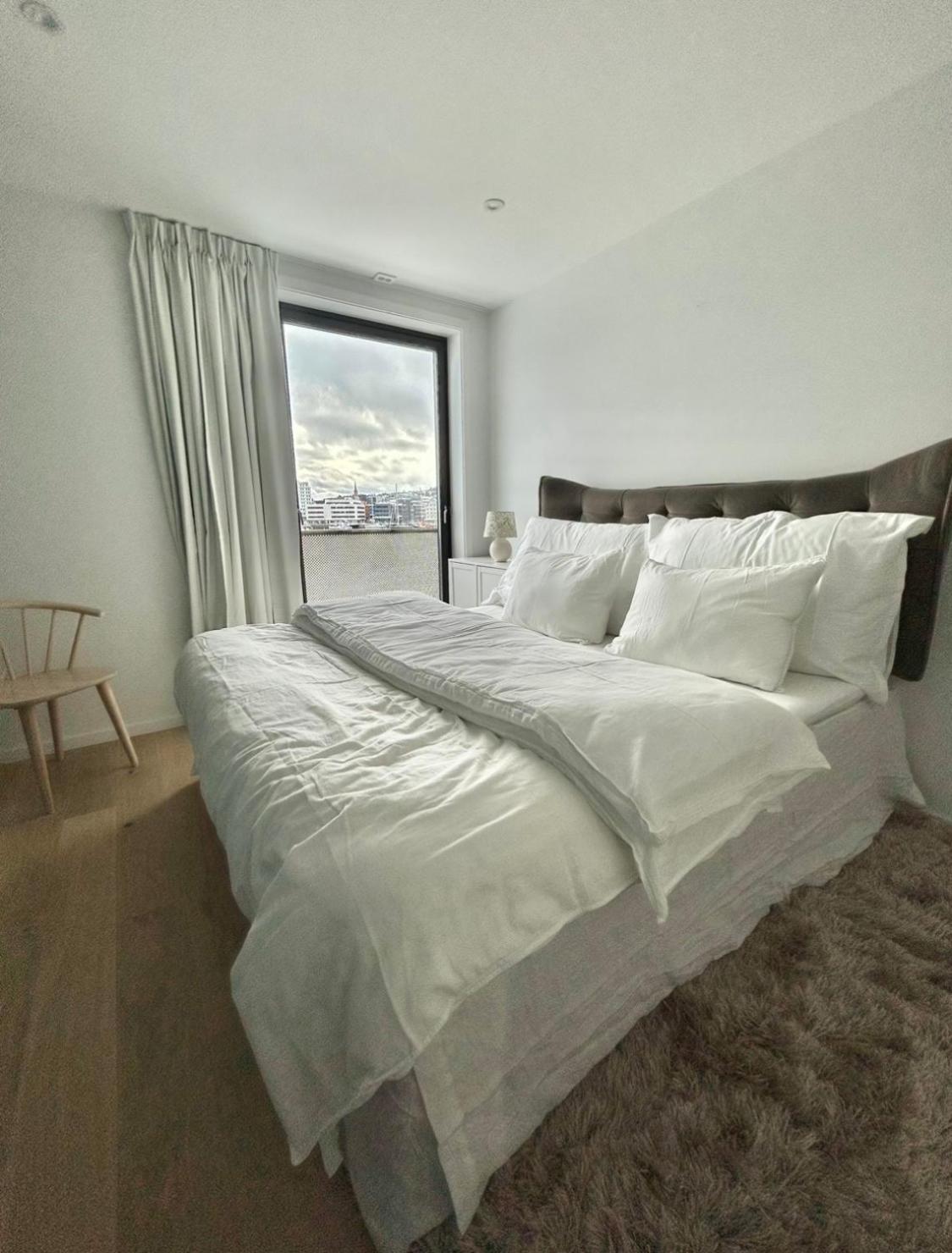 New apartment in Tromsø city with sea view view 4