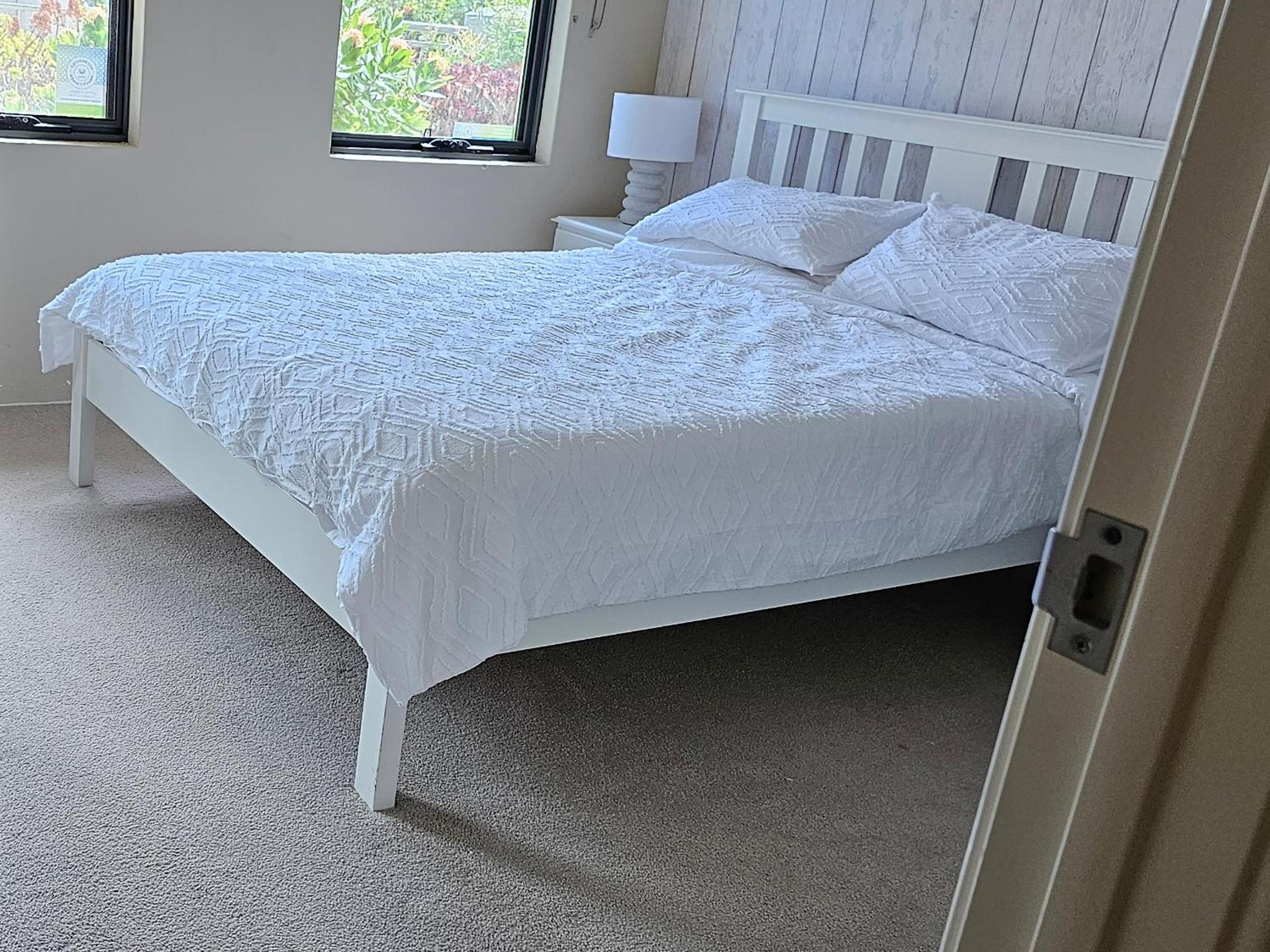 Beachside Bliss 1BR Mindarie