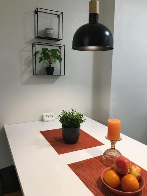 2BR Apartment, free parking in the street -Allitie 4 view 3