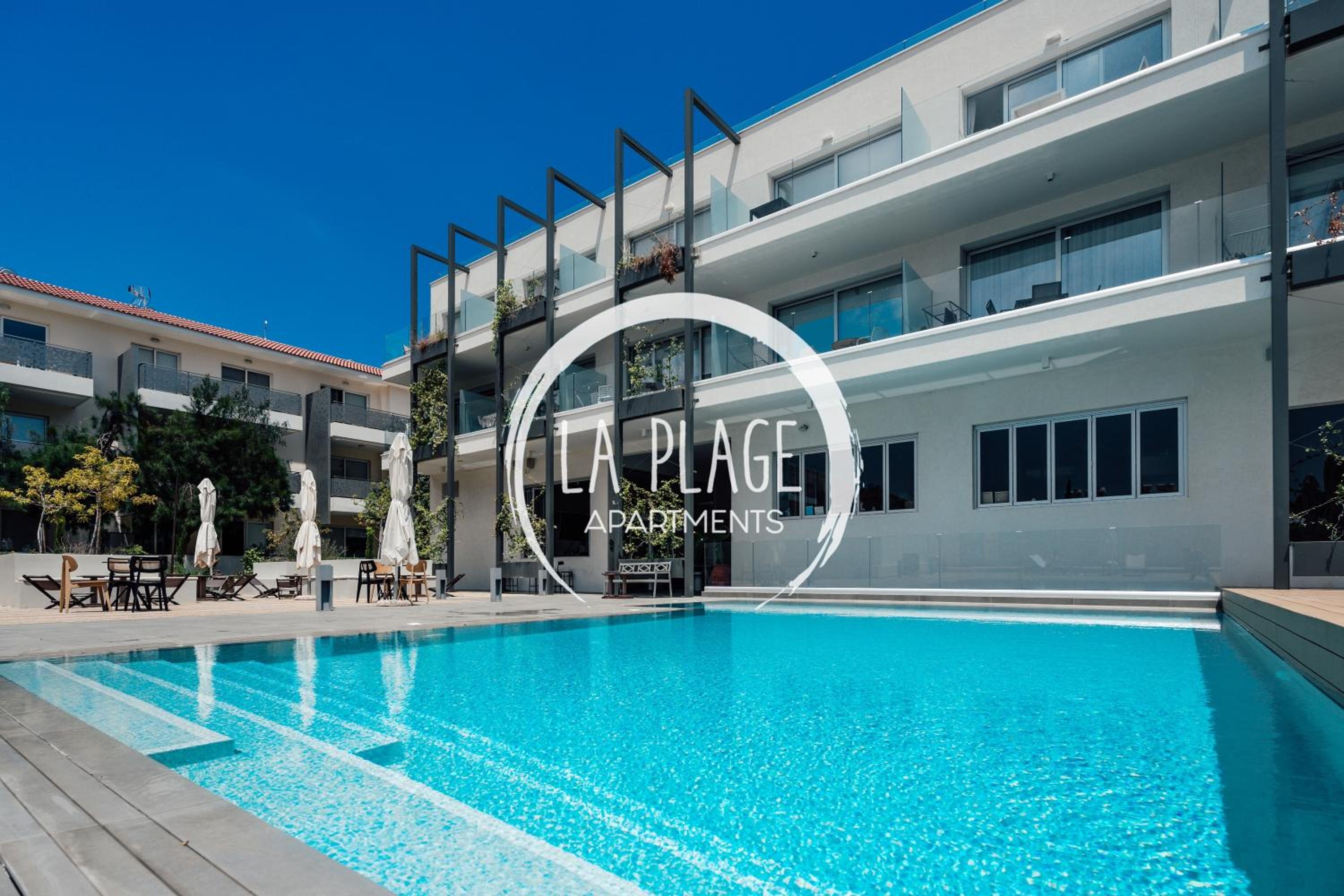 NEW 2BR Townhouse in Luxury Resort Pool & Beach