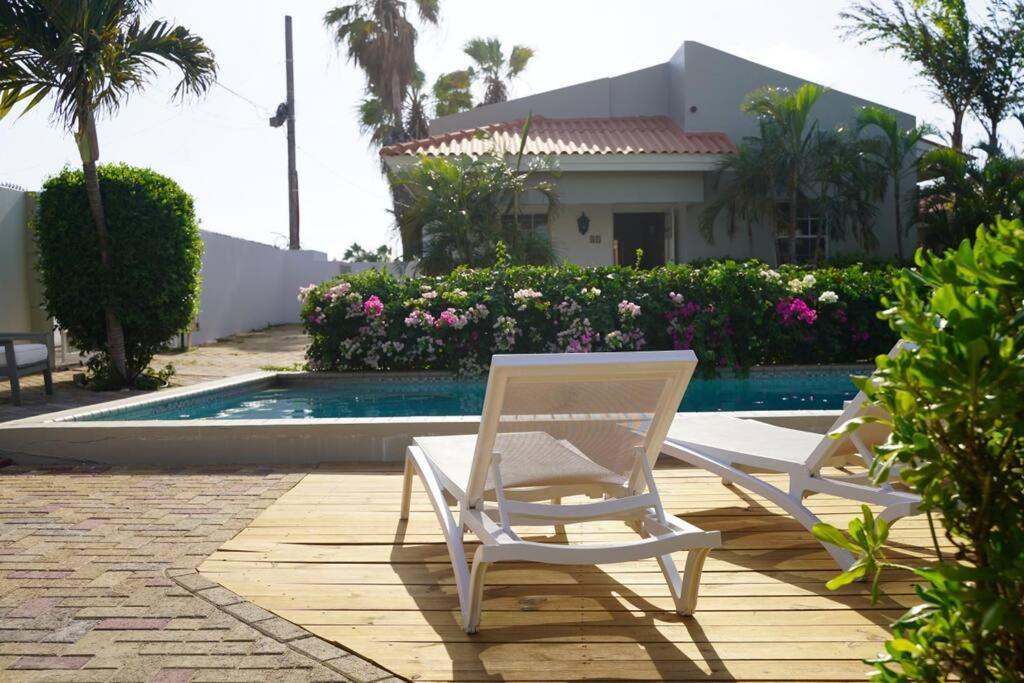 PURU AT JANTHIEL 9C - with pool, outdoor lounge and close to the beach