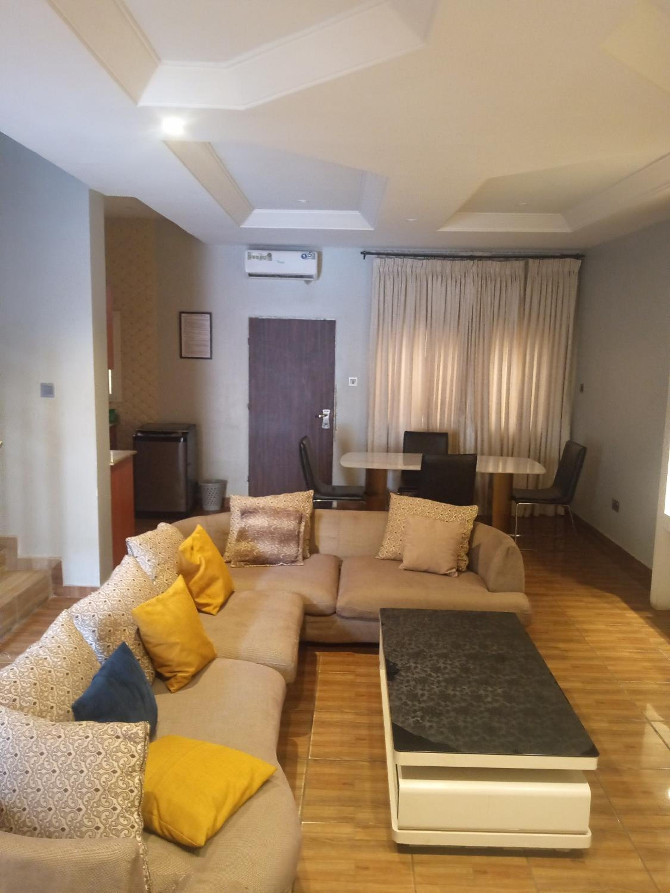 Knight bridge luxury apartments