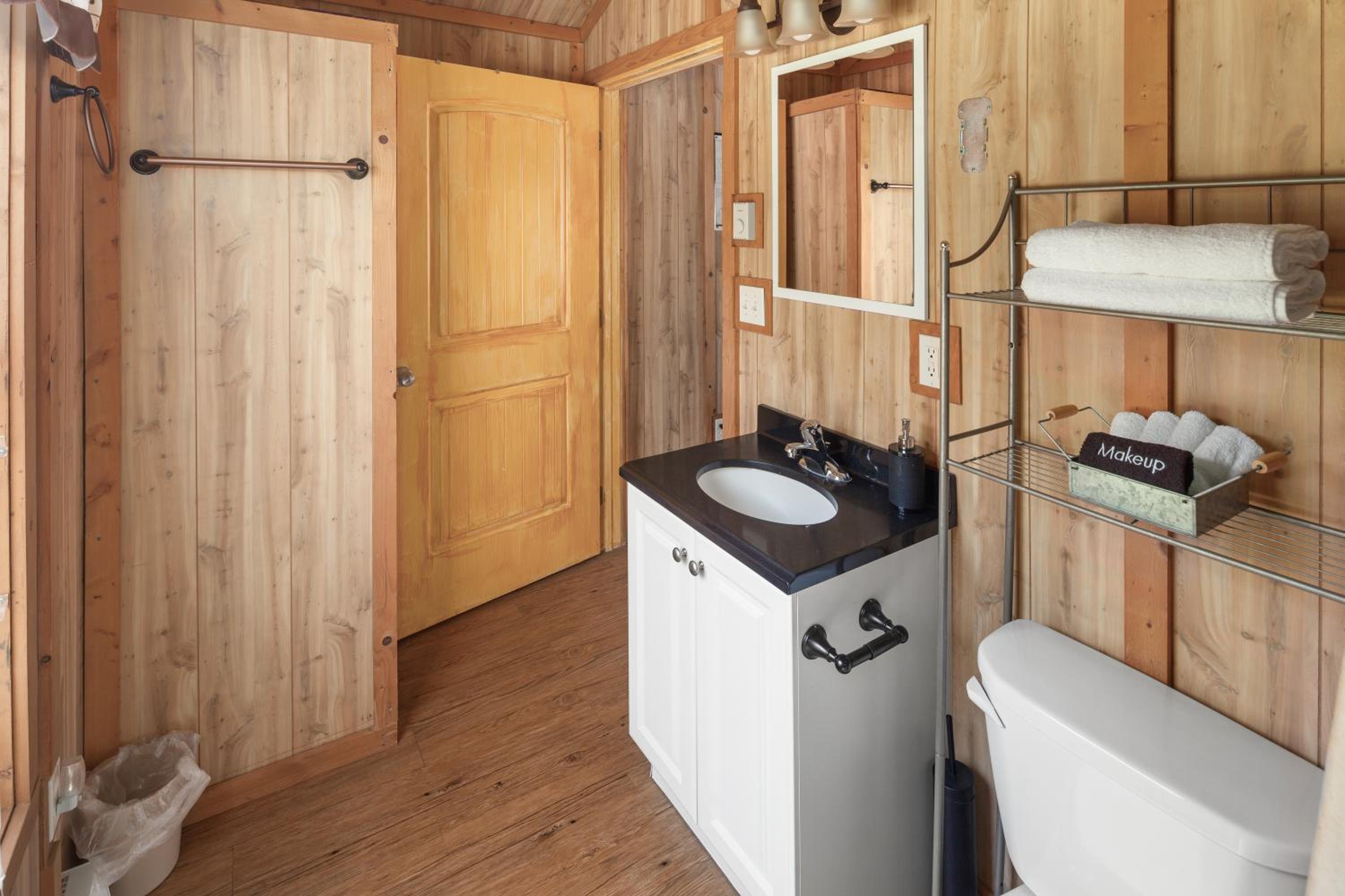 Sky Eco - Cabins & Studios