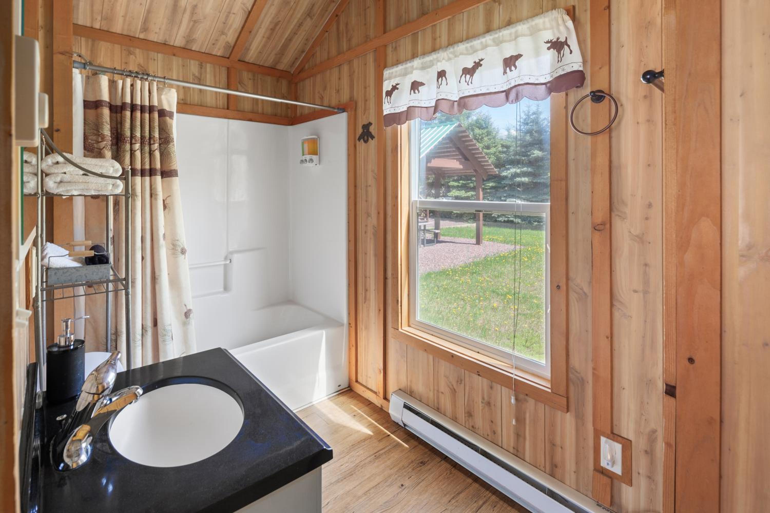 Sky Eco - Cabins & Studios