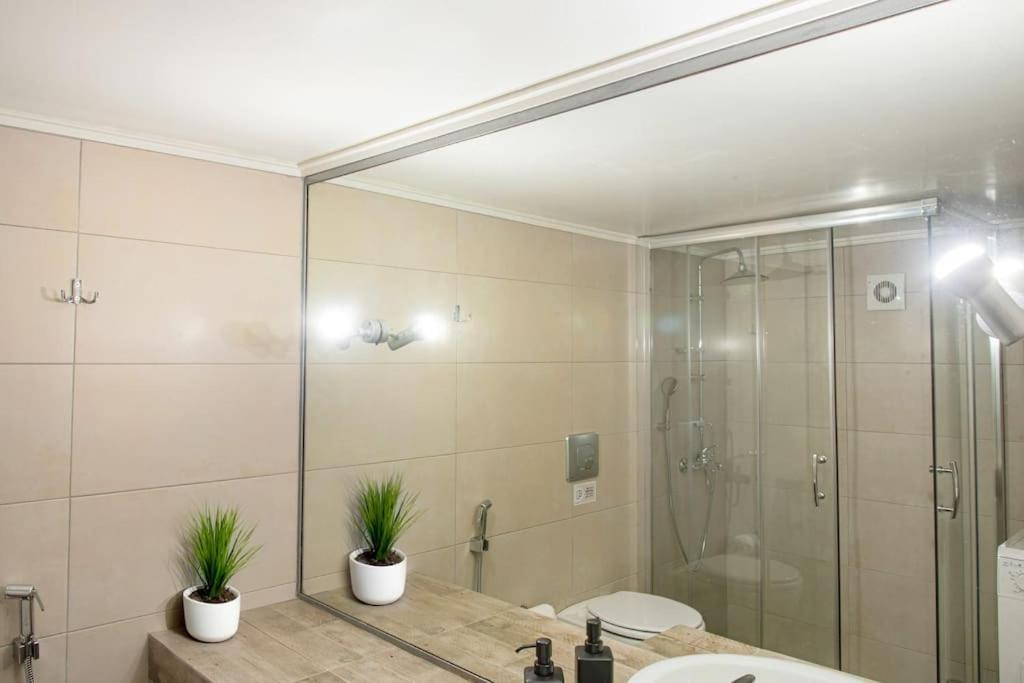 Great Acropolis Area Apartment with Private Balcony