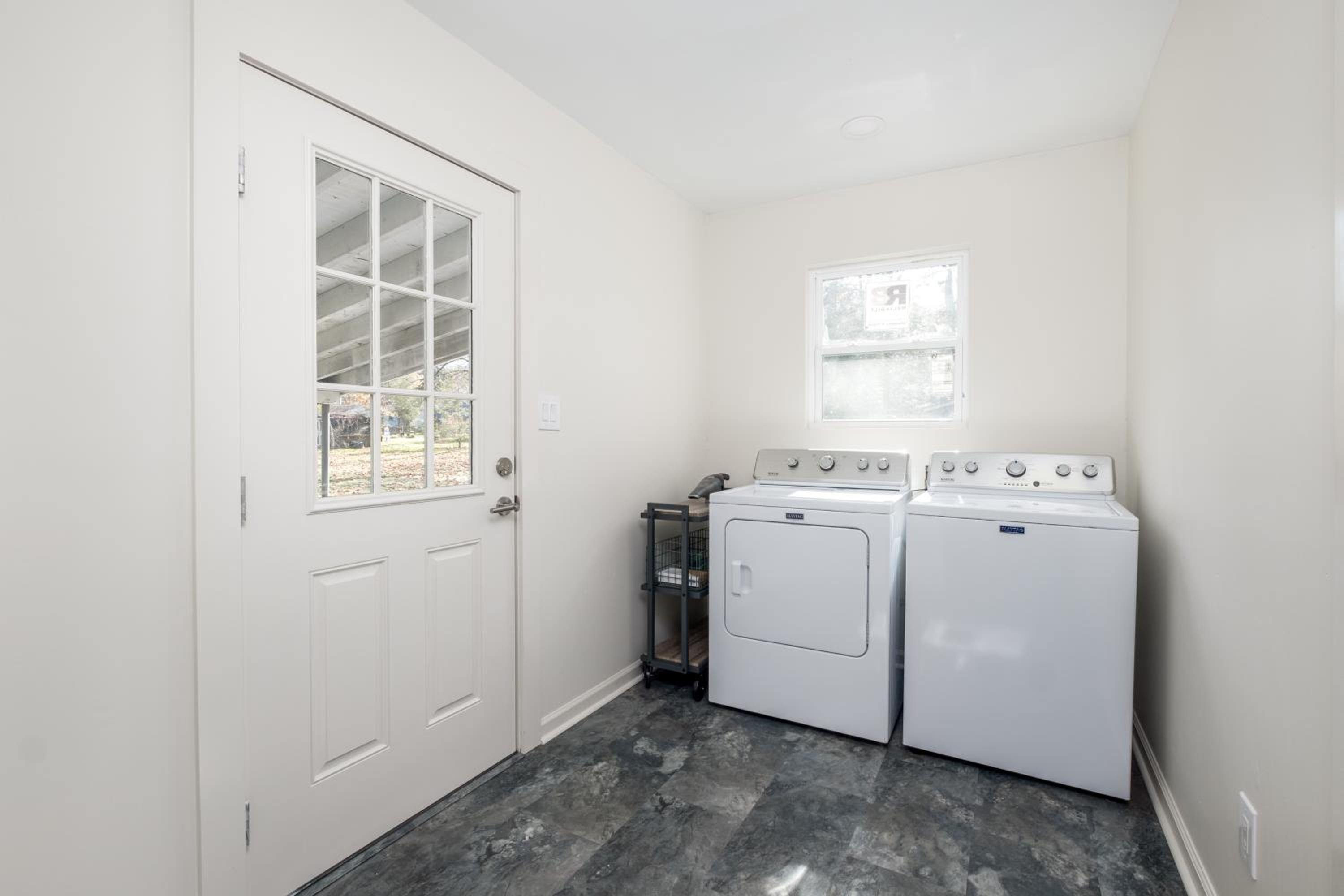Downtown Brevard, Franklin Park & College - Updated 3bd 2ba home, Pets ok view 3