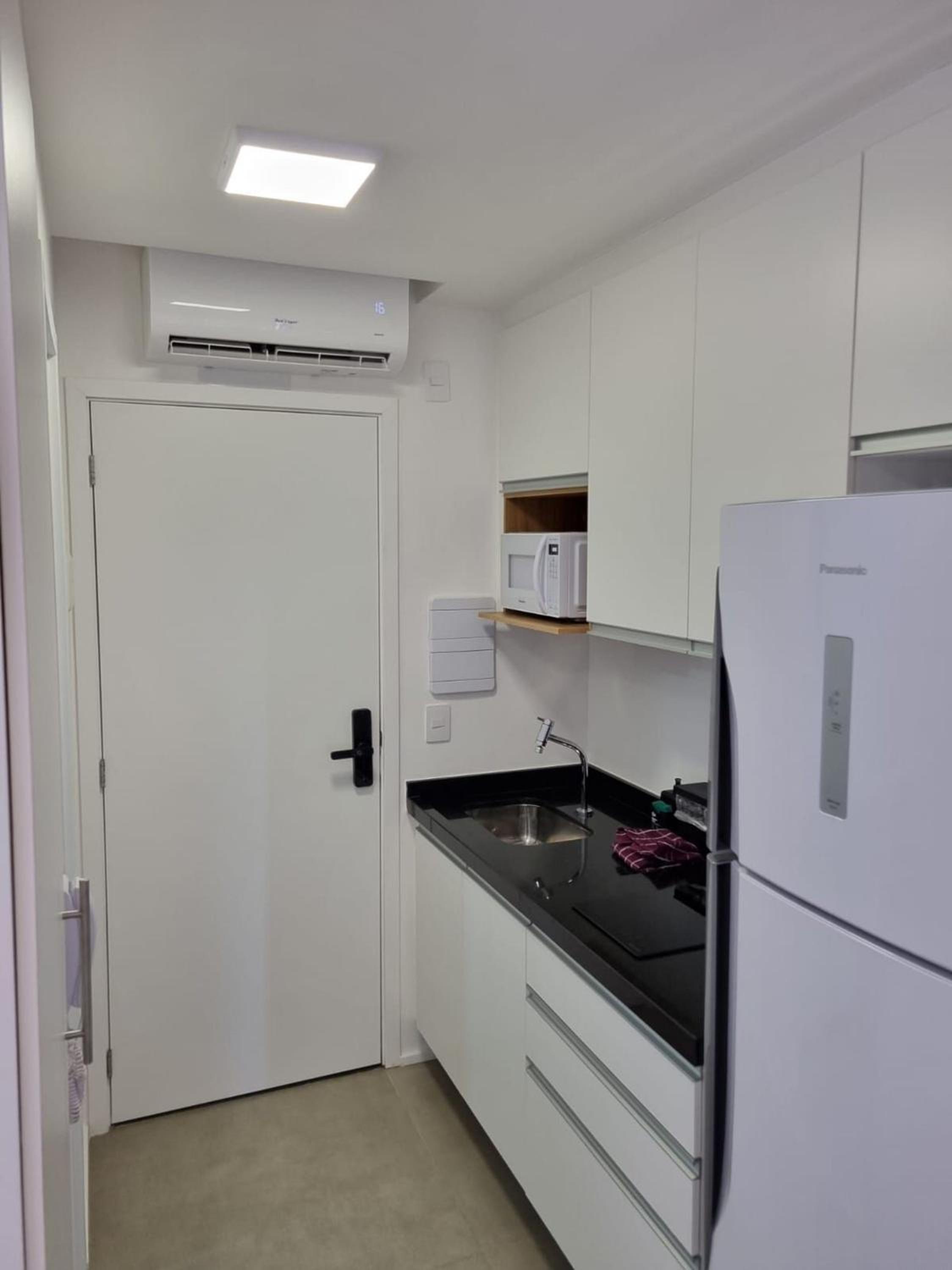 Studio Urbic Novo e Moderno em Moema