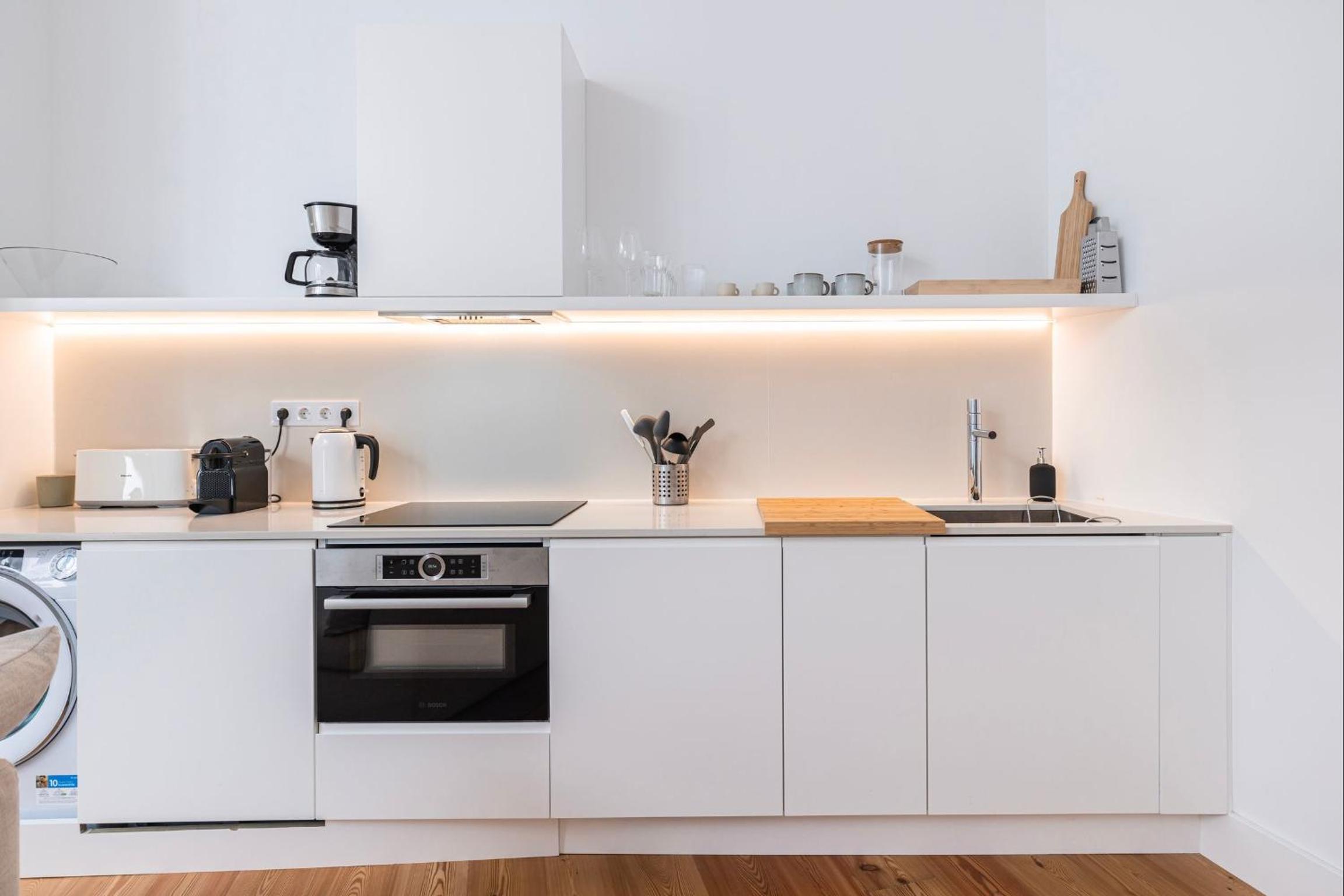 WHome Lisbon's Elite A Stylish & Modern Studio w Patio view 5