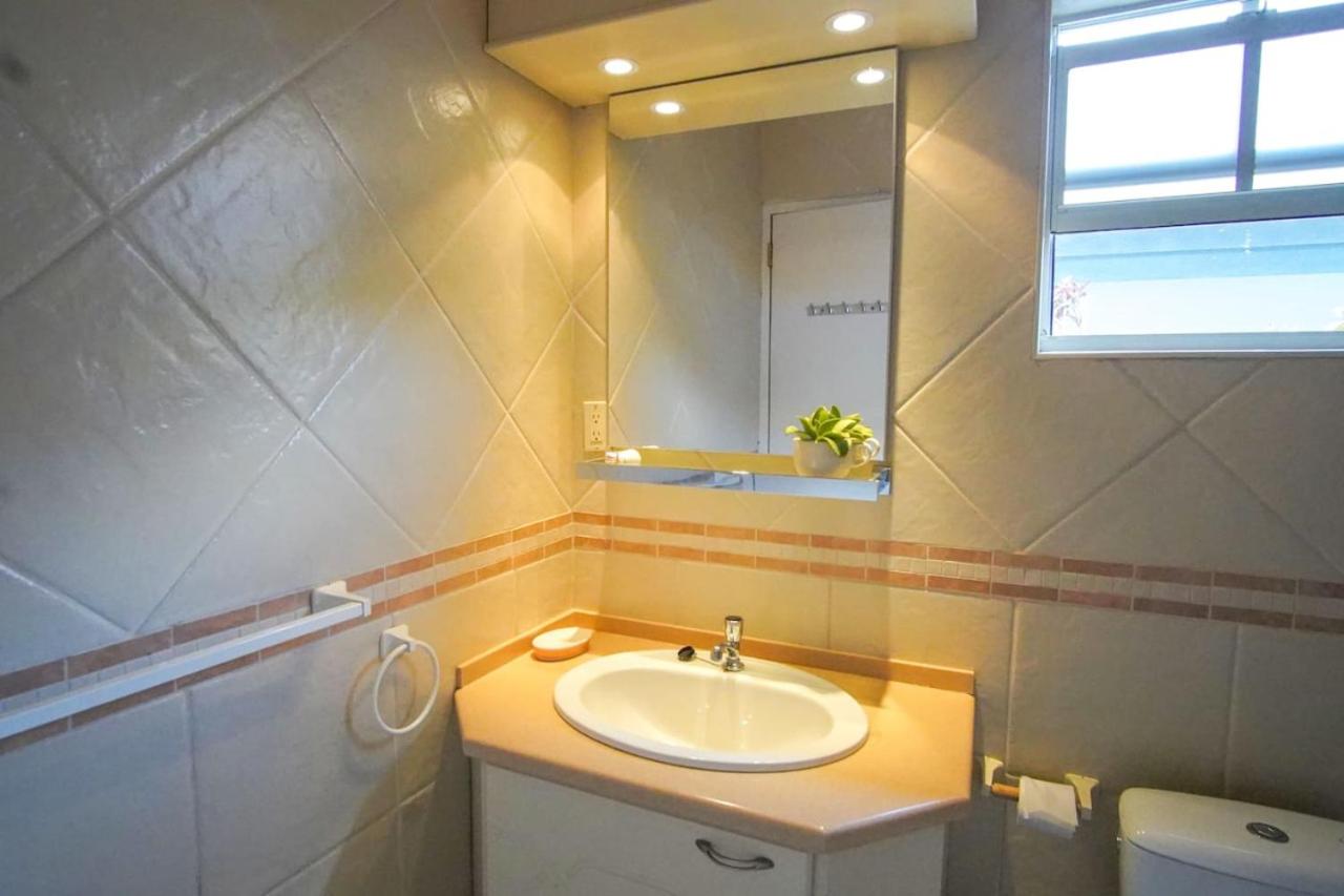 PURU AT JANTHIEL 8D - with pool, outdoor lounge and close to the beach