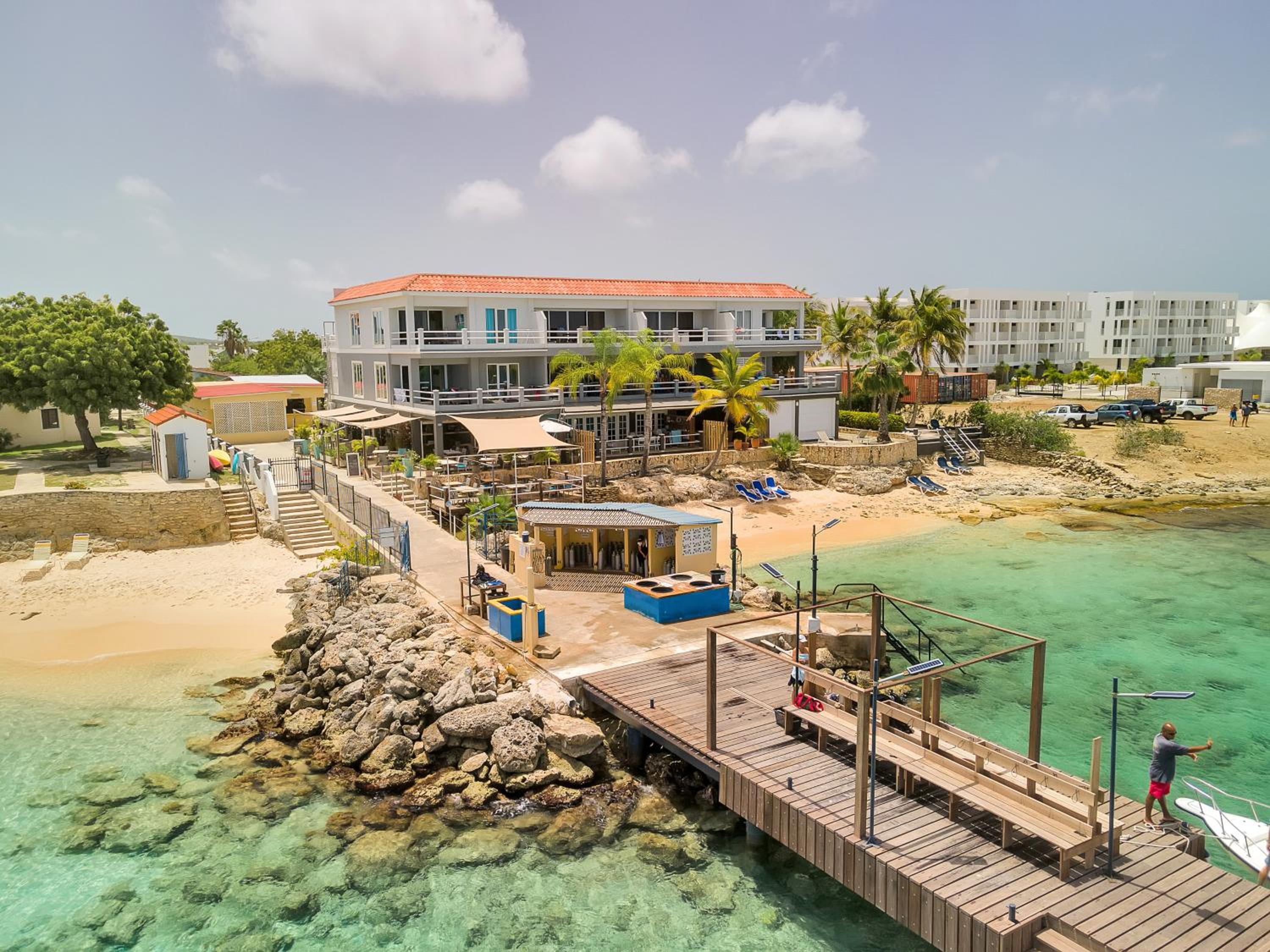 Oceanfront Flying Fish at Den Laman