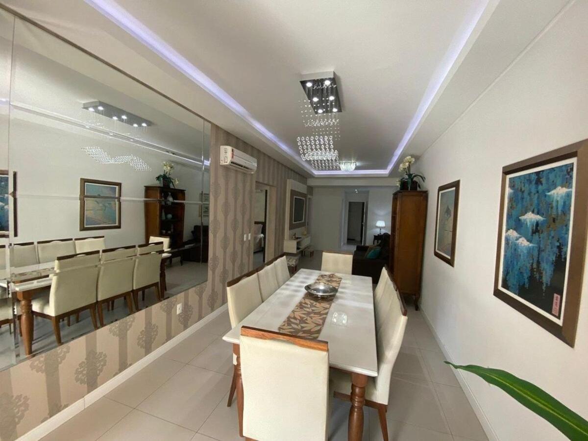 A05 - 101 bl 02 - Águas Azuis - Apartamento na Avenida de Bombinhas