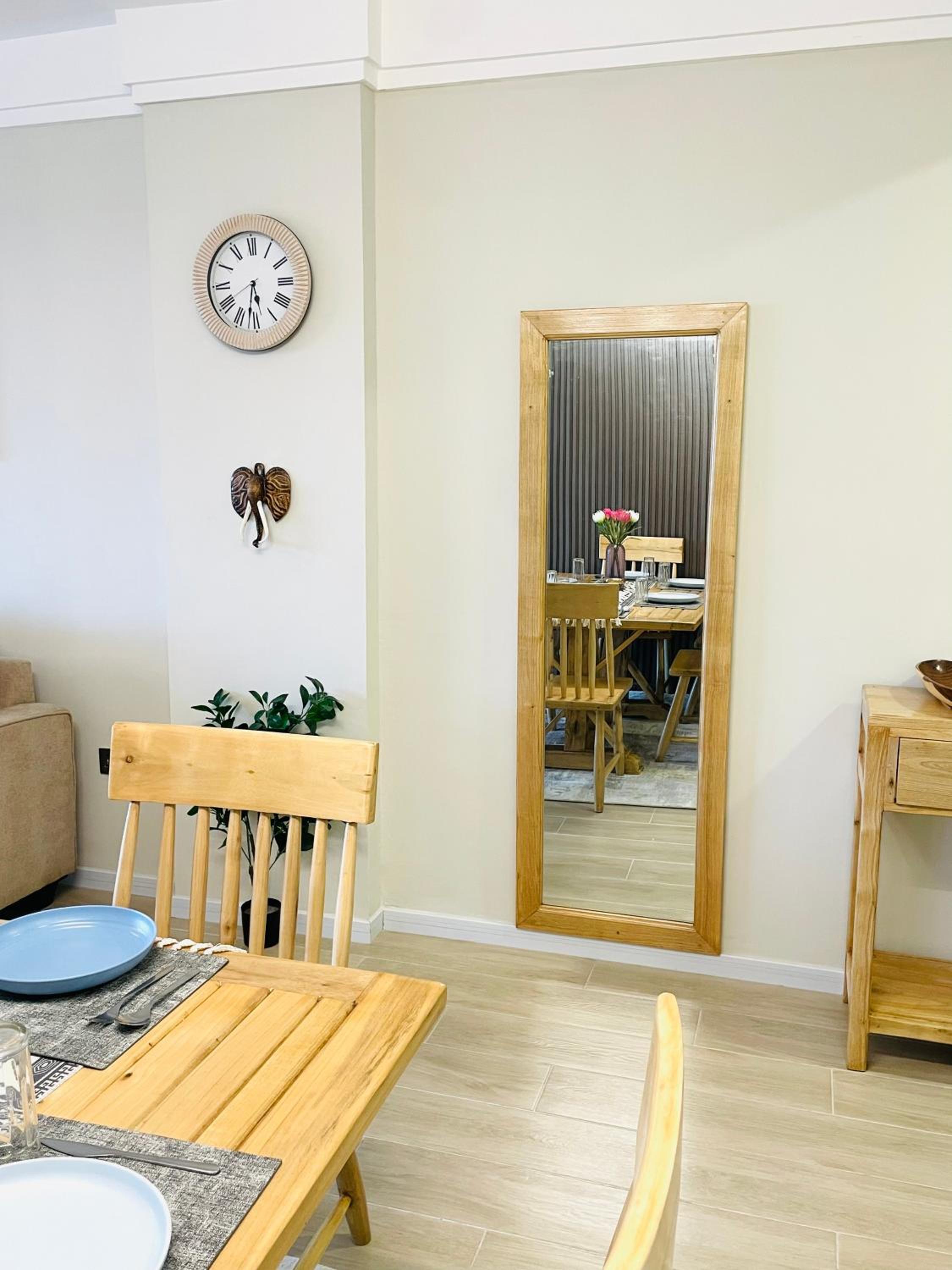Airport Salome Cosy Apartment