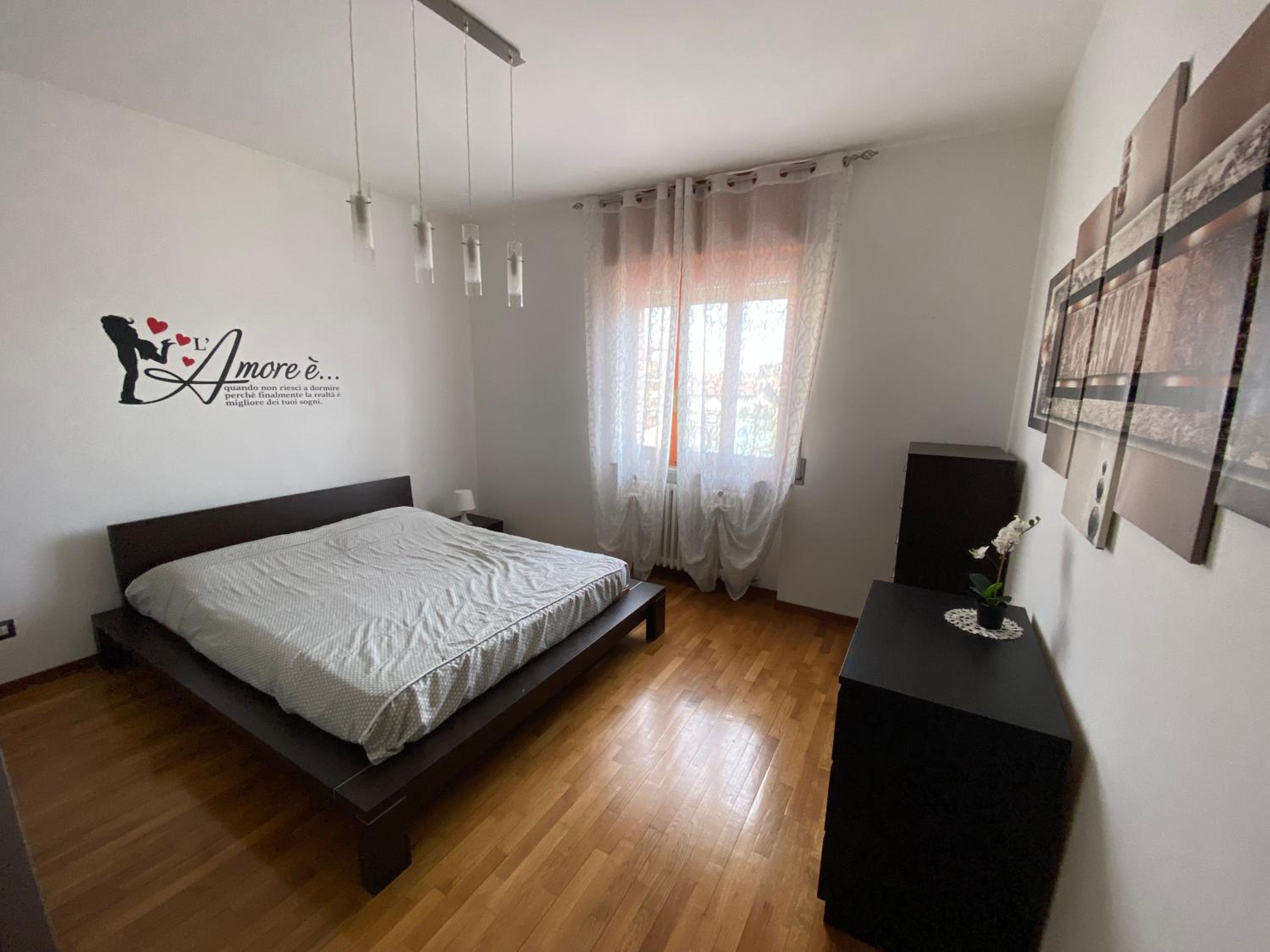 Happy Host by YV view 5