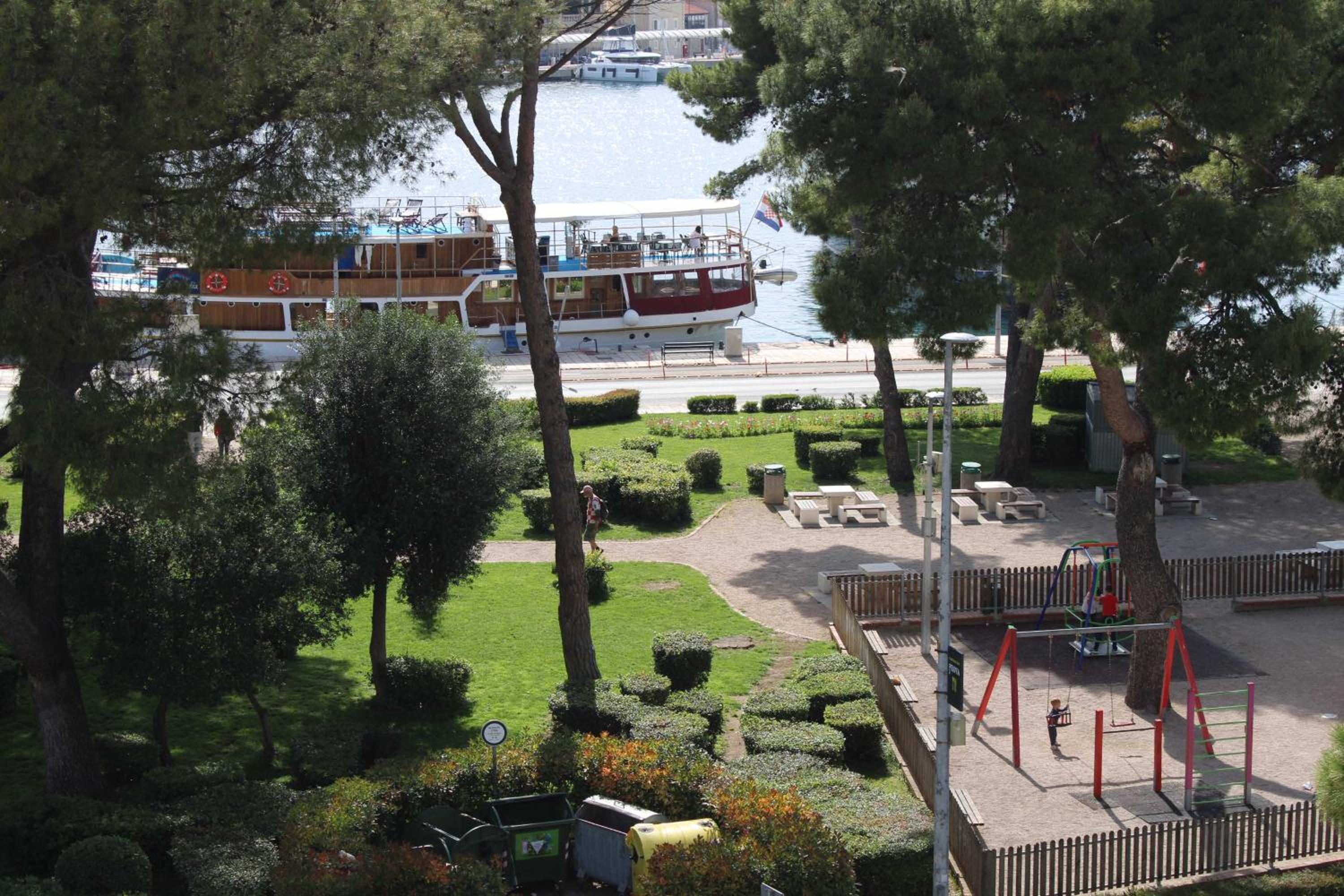 Hostel Petra Marina