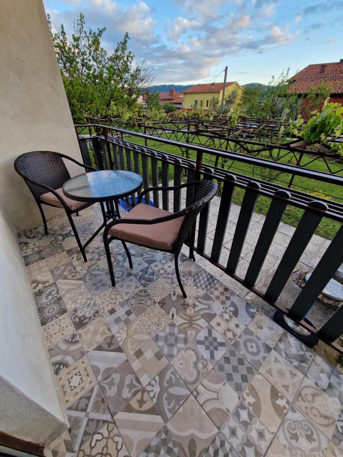 apartma-sobe Lejla