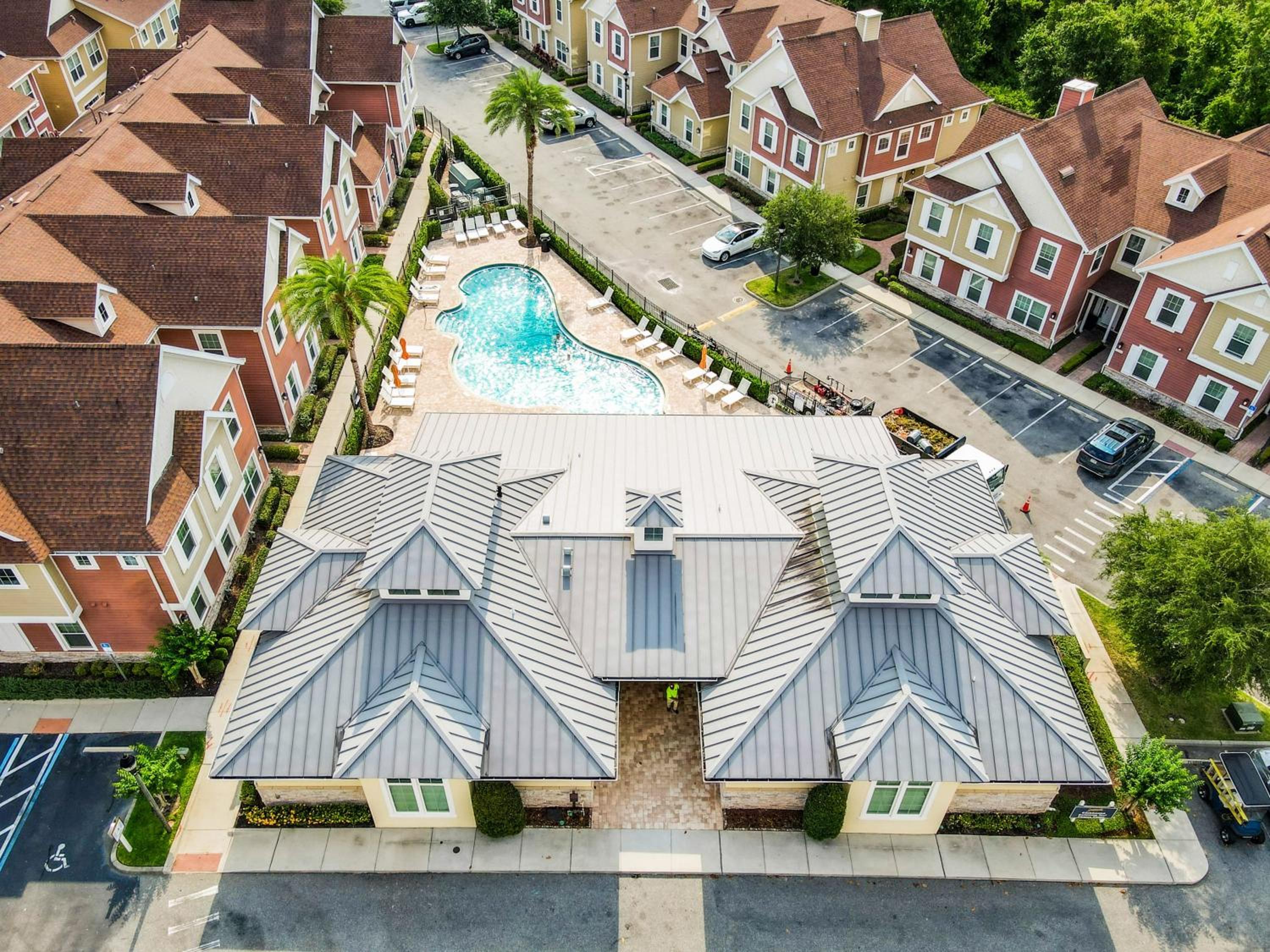 Fabulous Paradise 3BR Townhouse near Disney and outlets