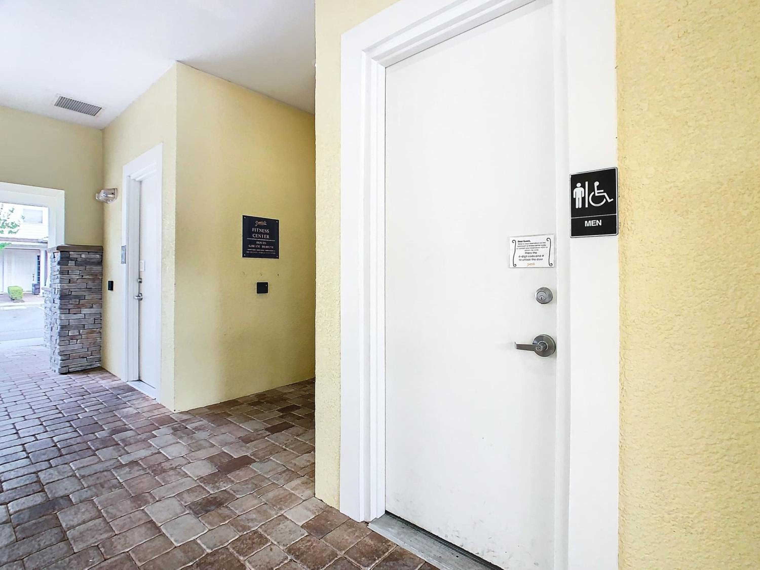 Fabulous Paradise 3BR Townhouse near Disney and outlets