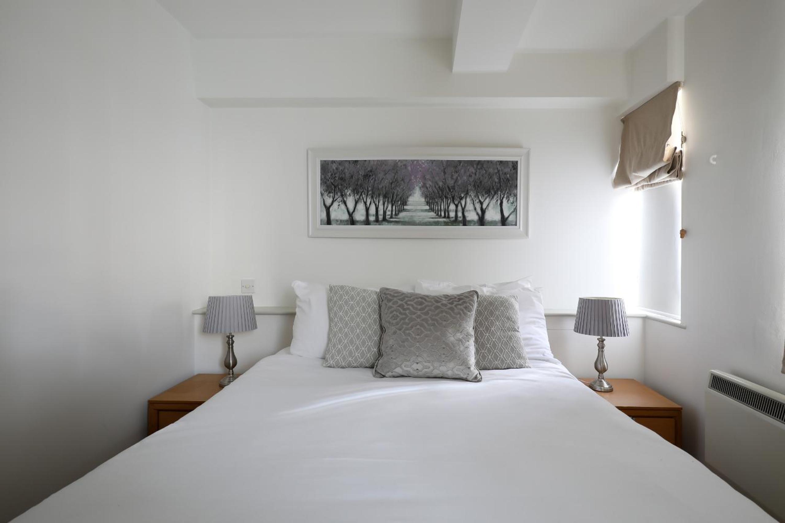 Elegant Chelsea Apartment Near South Kensington