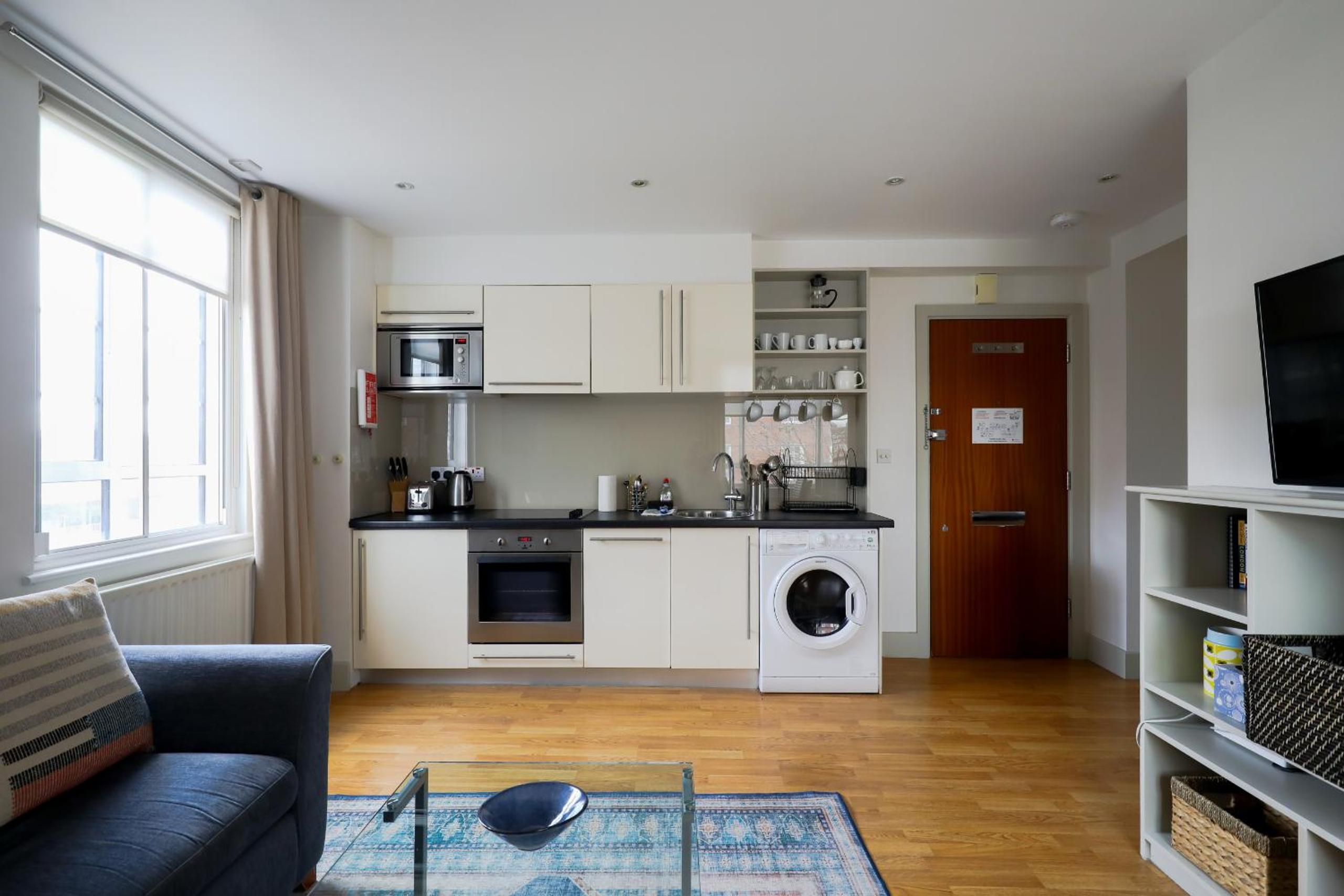 Elegant Chelsea Apartment Near South Kensington