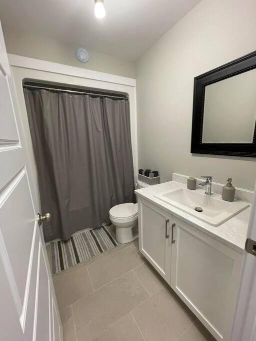 Cozy Basement Apartment