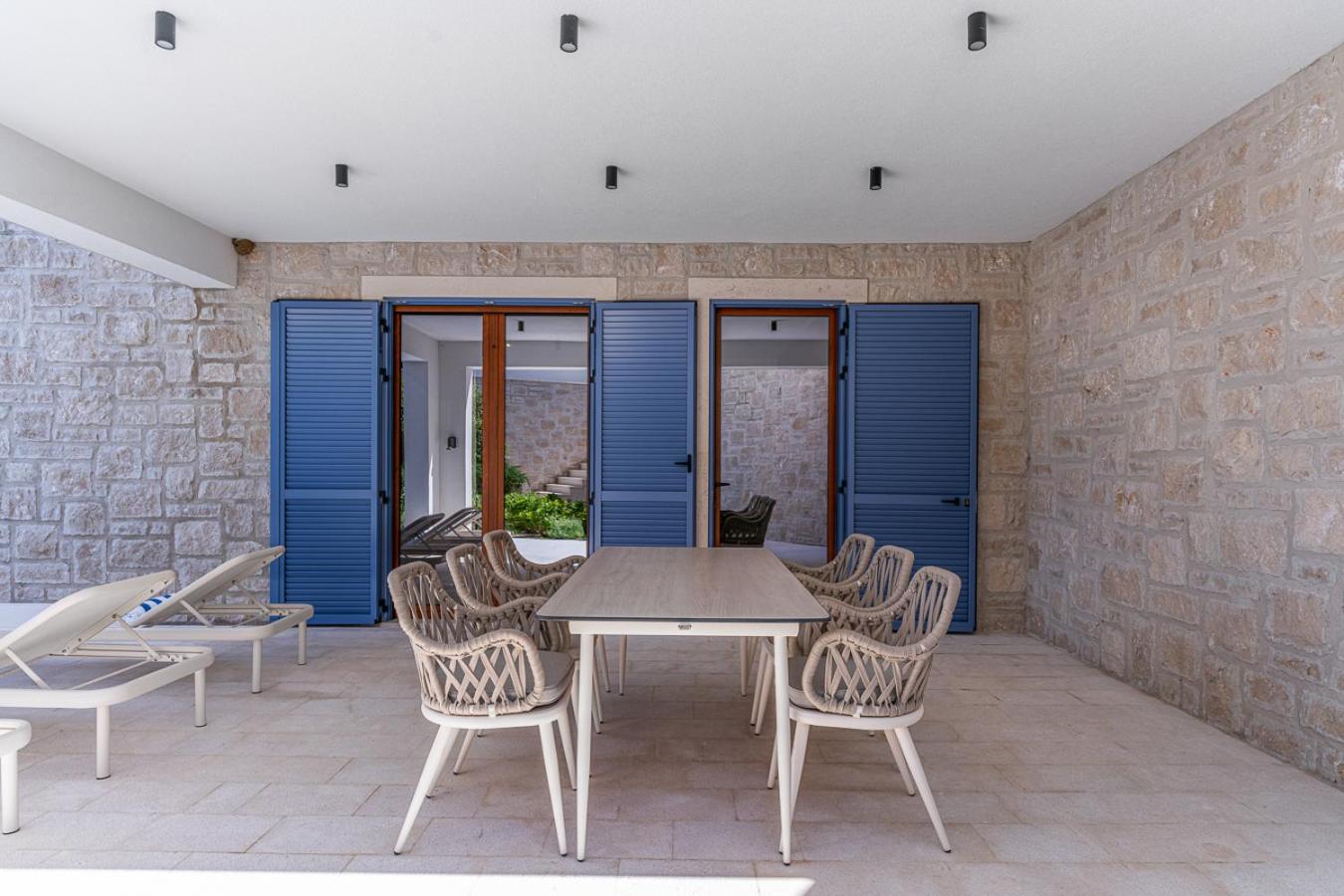 Belsize Villas