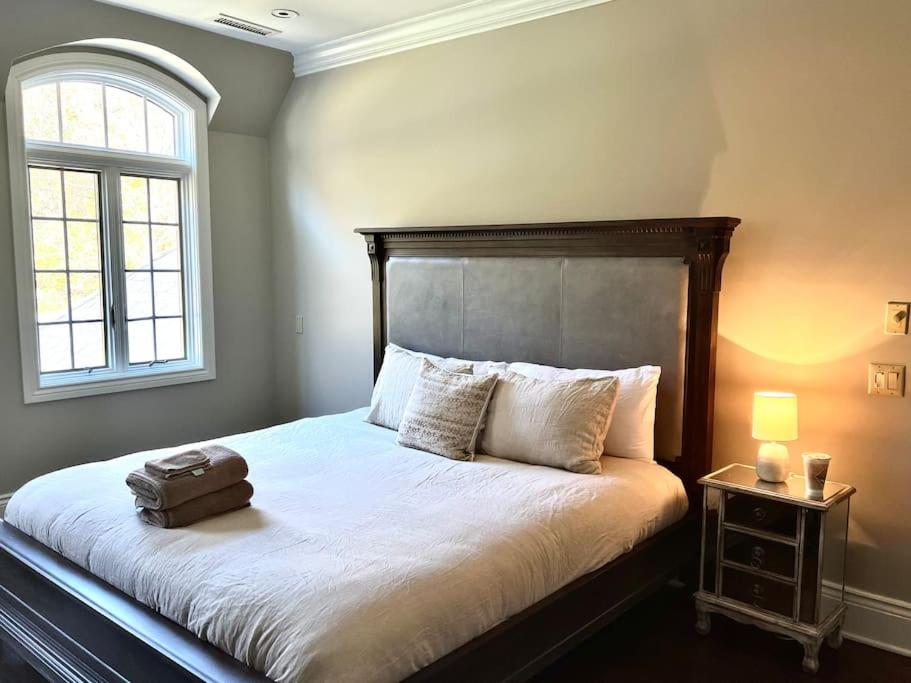 Newburgh Vacations - Chateau Montreau on Hudson - Property Image 11