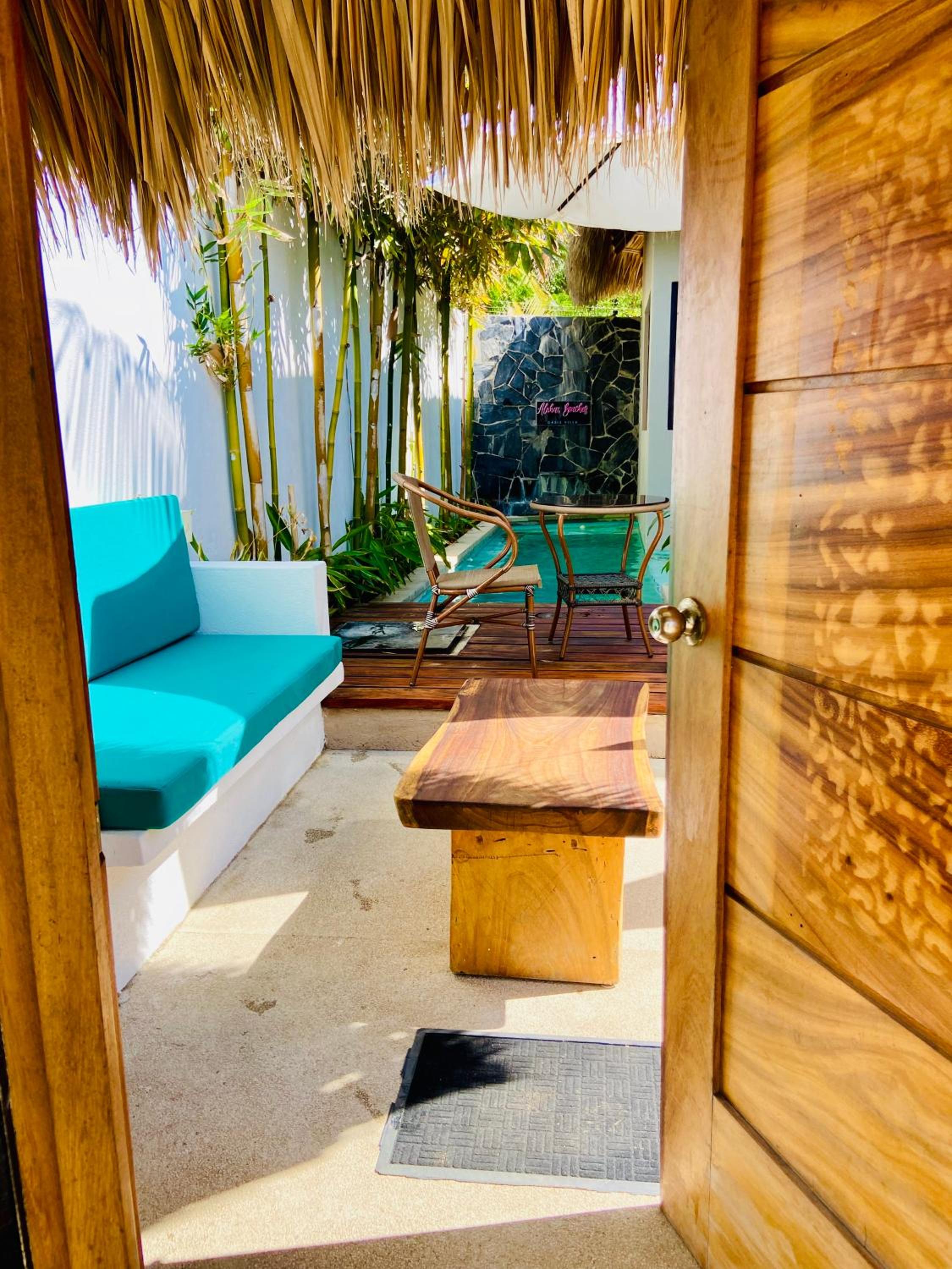 Oasis Villa a lado del mar